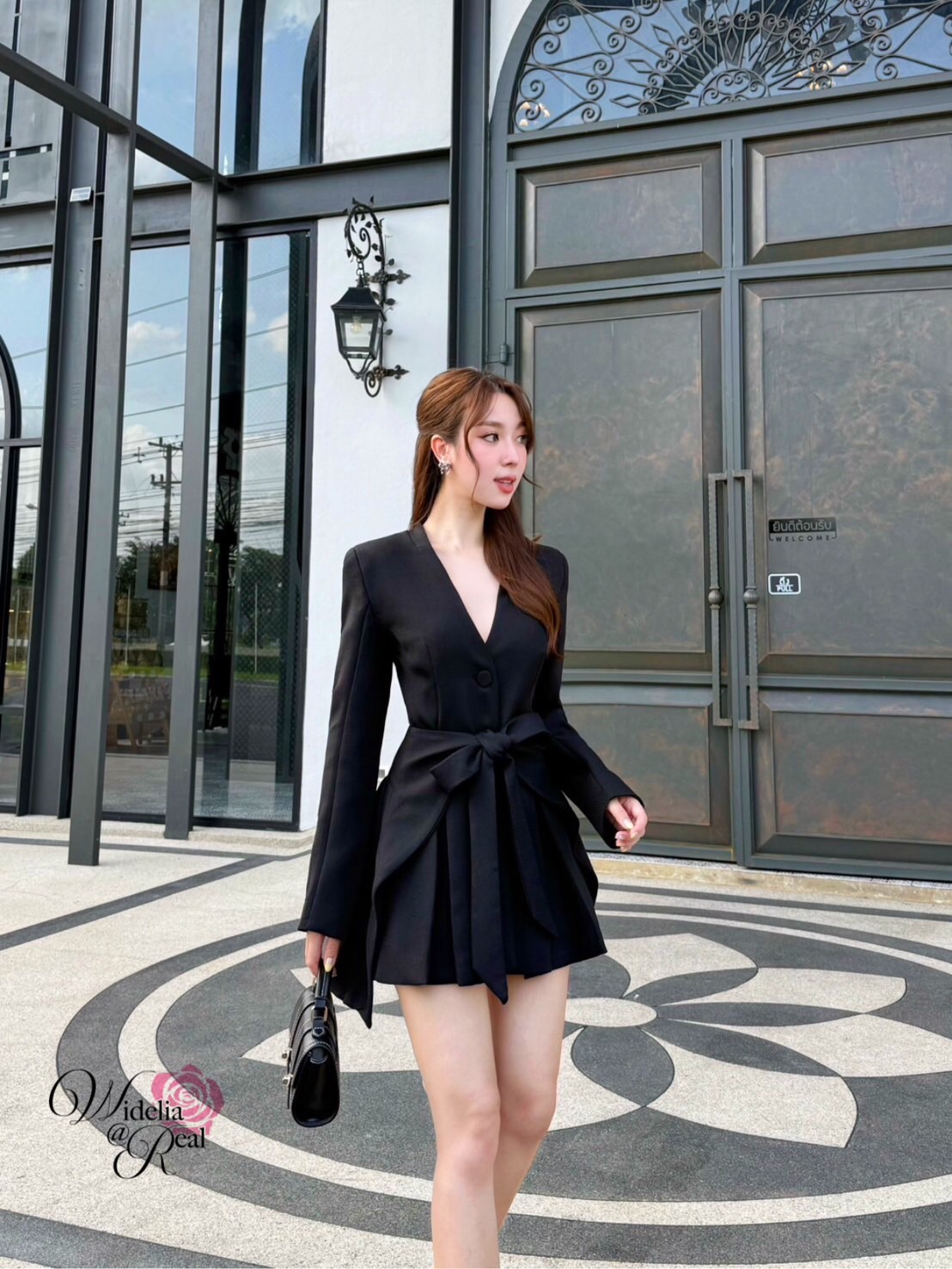 Korea Set เบเซอร์เดรสกับกระโปรงสั้น ตัวเดรสแขนยาว (ดำ)