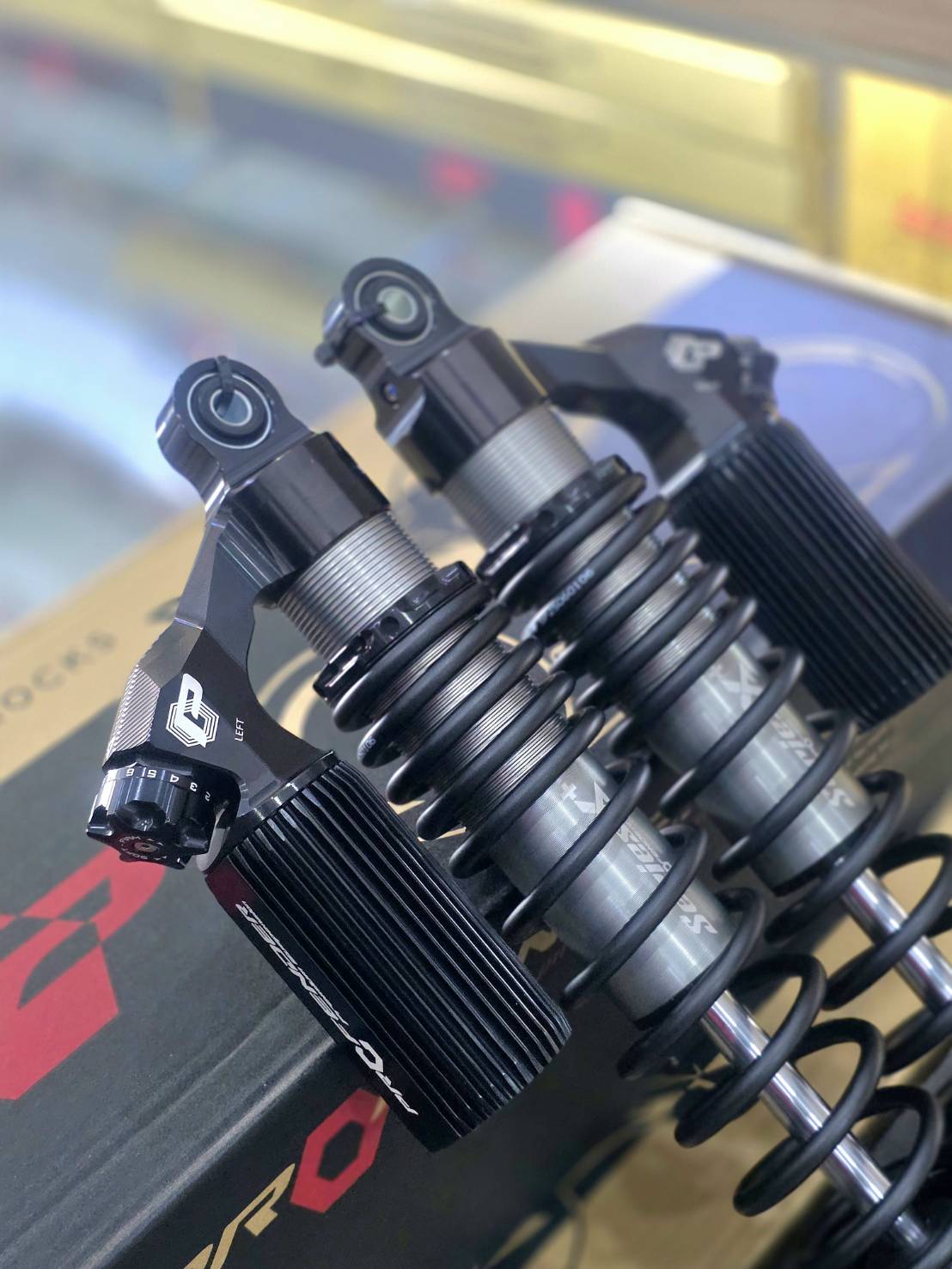 โช็ค Profender x series Xplusล่าสุด2025 FORZA 300-350 มีขนาน 430-400 MM ราคา13900