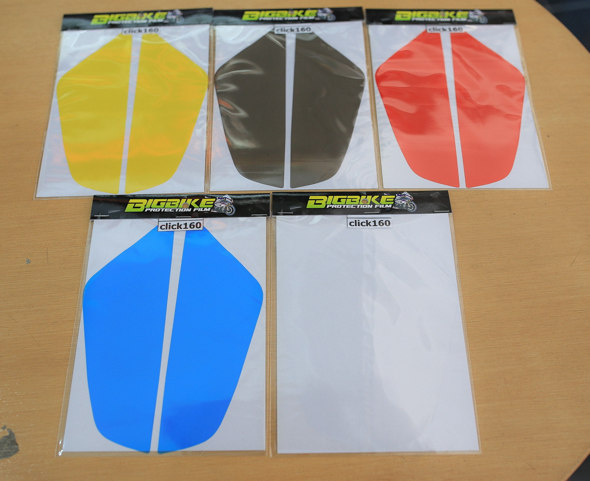 ฟิล์มไฟหน้า click 160 มีสีชา ฟ้า น้ำเงิน แดง เหลือง ใส ราคา120