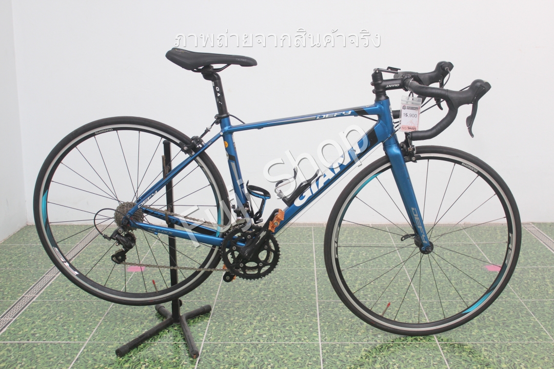 จักรยานเสือหมอบญี่ปุ่น - ล้อ 700c - มีเกียร์ - Giant Defy - สีฟ้า [จักรยานมือสอง]