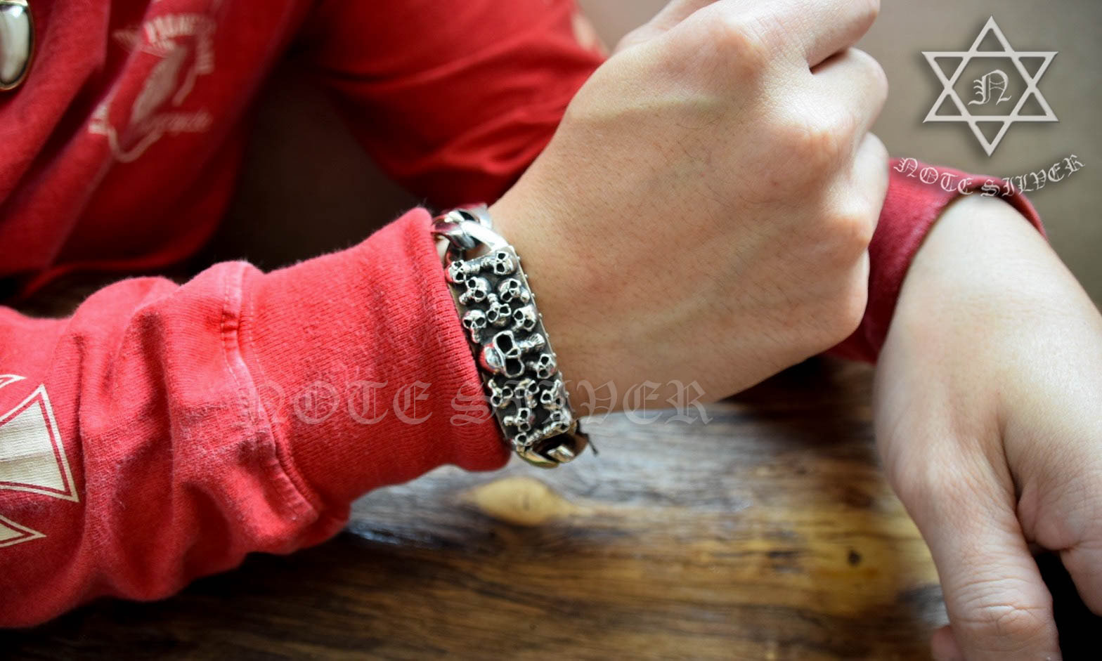 สร้อยข้อมือเงินแท้สายเลสลายหัวกะโหลก Sterling Silver 925 NSBL2196