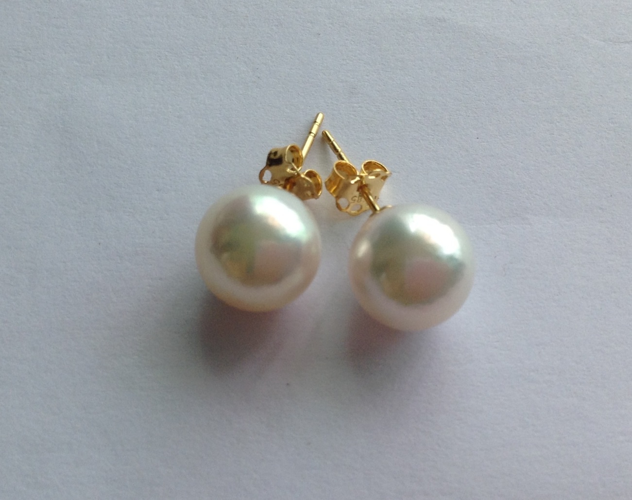 ต่างหูไข่มุกอะโกย่าญี่ปุ่นแท้ 9-9.5 มิล กลม ก้านทอง 14k AAA