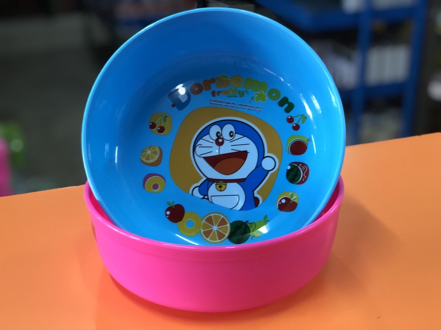 ขัน GW-22-8 ลายโดราเอมอน คละสี (TTI)