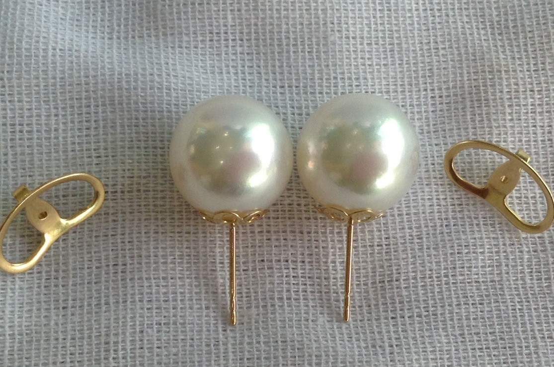 ต่างหูไข่มุก south sea 12-13 มิล ตัวเรือน 18k สีขาว เกรด AAA