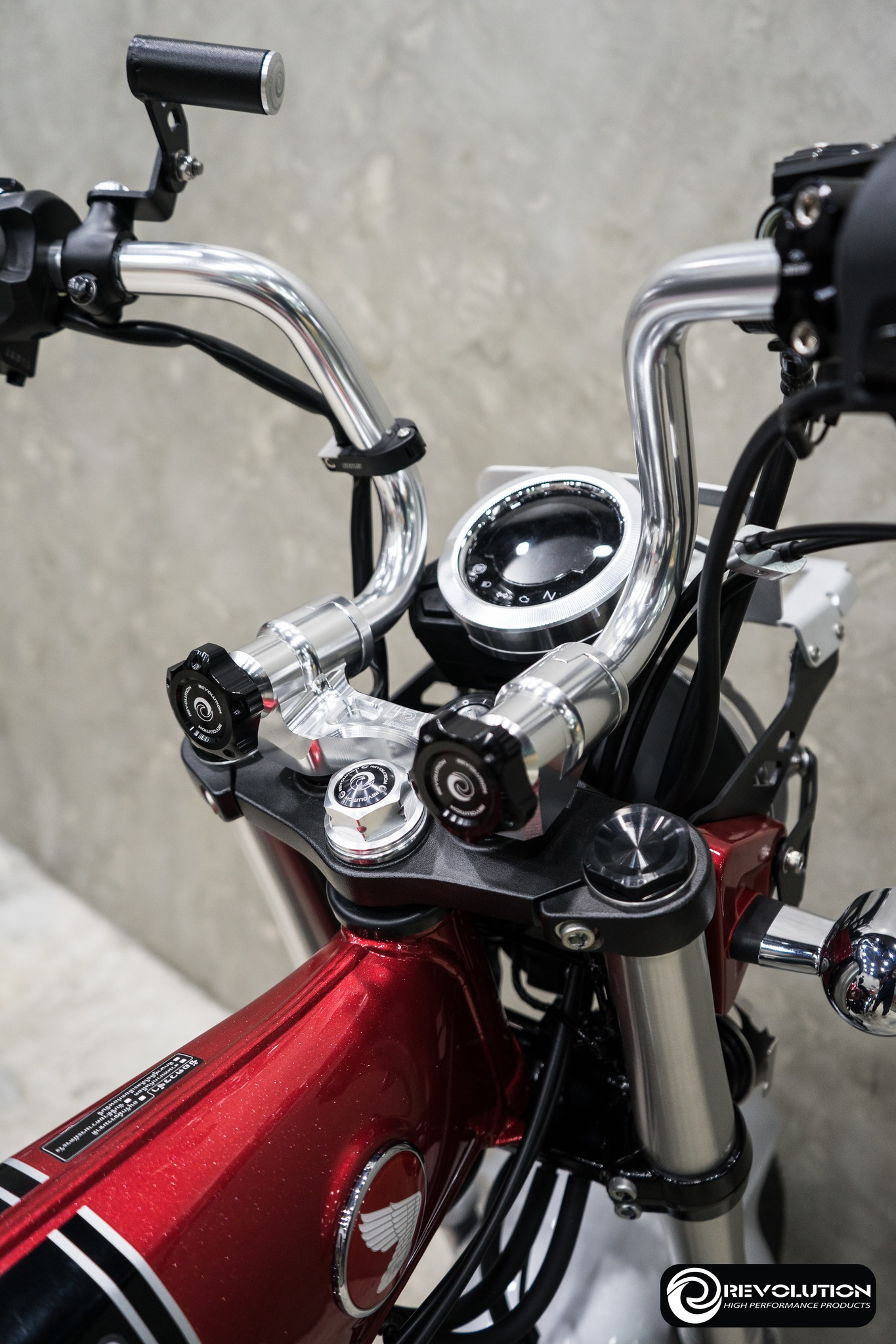 แฮนด์พร้อมแผงคอ+ประแจ CNC ปรับได้ REVOLUTION ST-125Dax/MONKEY-125 (4-5เกียร์)