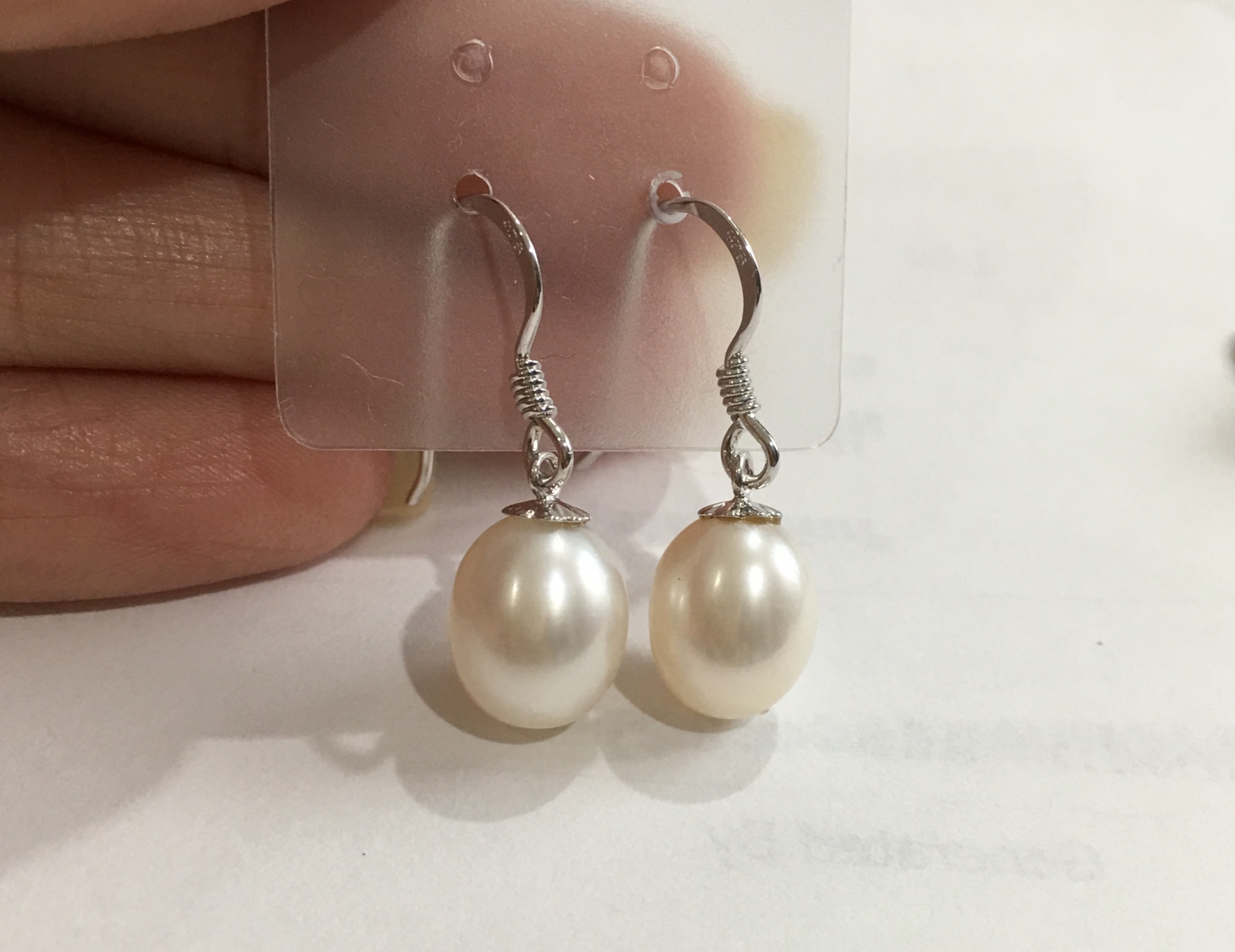 ต่างหูไข่มุกแท้ ก้านเงิน ทรงไข่ 8-8.5 มิล