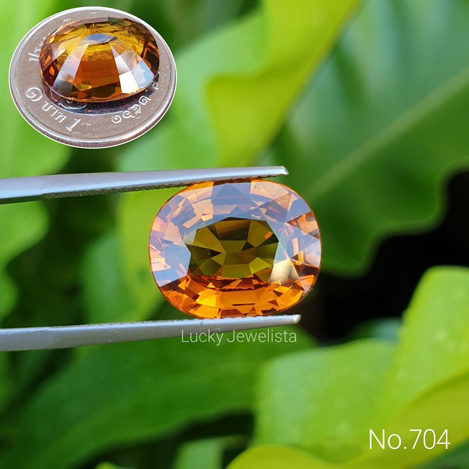 พลอยบุษราคัมบางกะจะ Yellow sapphire สีแม่โขง 9.27 กะรัต ทรงไข่กึ่งคุชชั่น