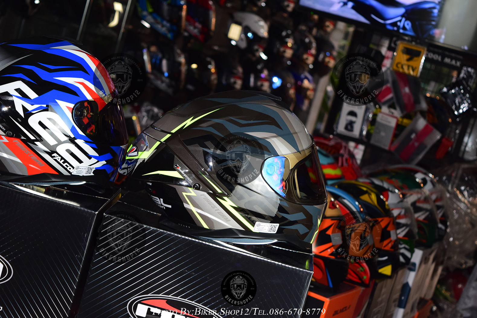 หมวกกันน็อค REAL รุ่น Falcon ลาย FIRE STORM สี ดำ-เทา