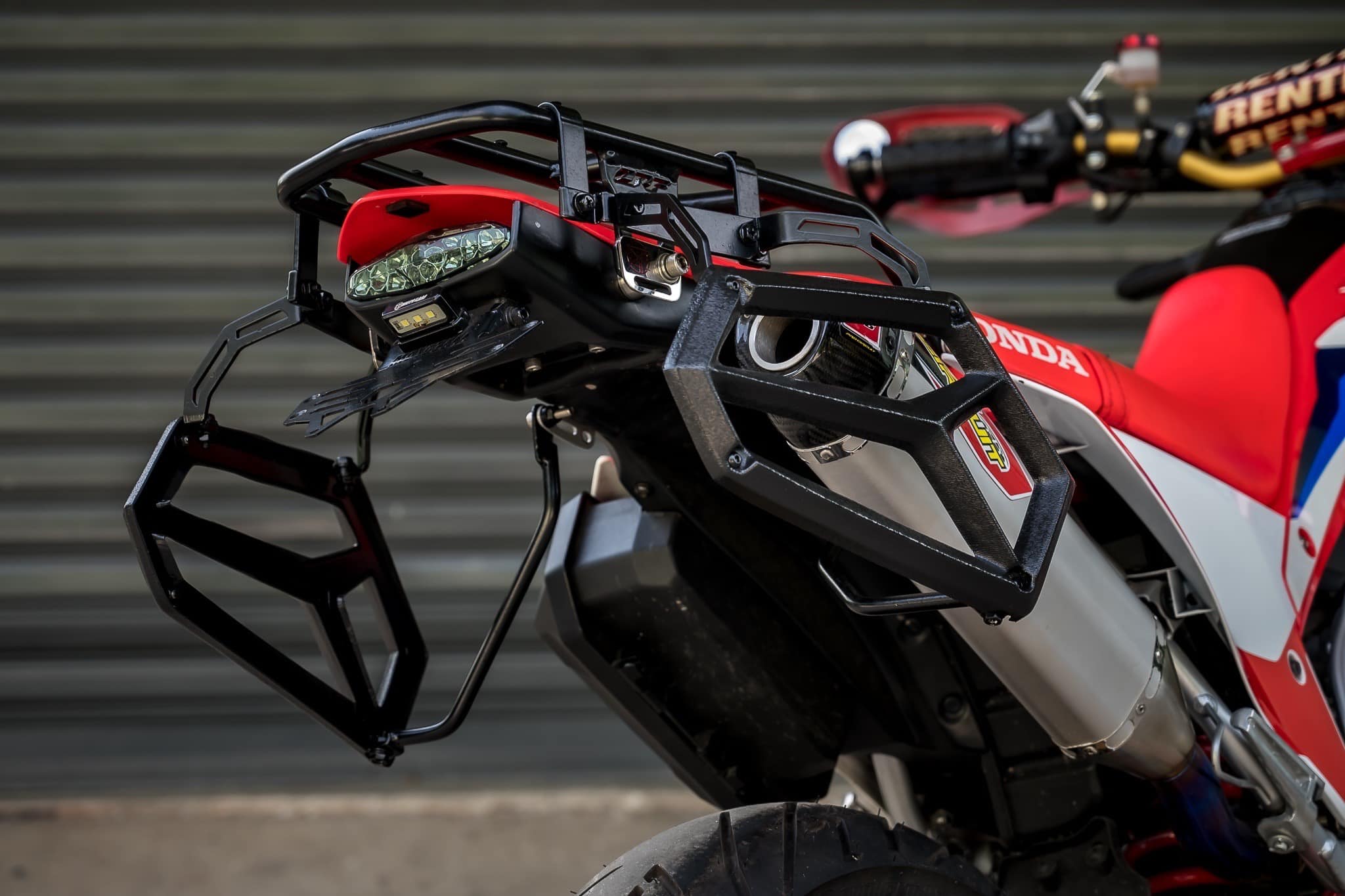 แร็คข้าง(ต้องมีแร็คท้ายก่อน) 3500฿ motozaaa CRF300L / CRF300Rally