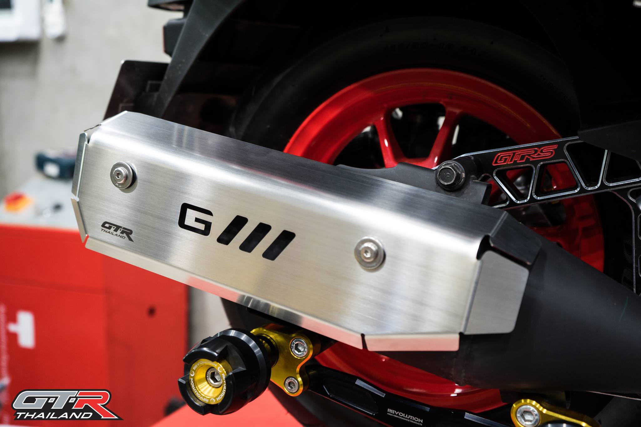 ครอบท่อไอเสีย (สแตนเลส) GTR THAILAND GIORNO+ - ราคา 650 บาท/ตัว