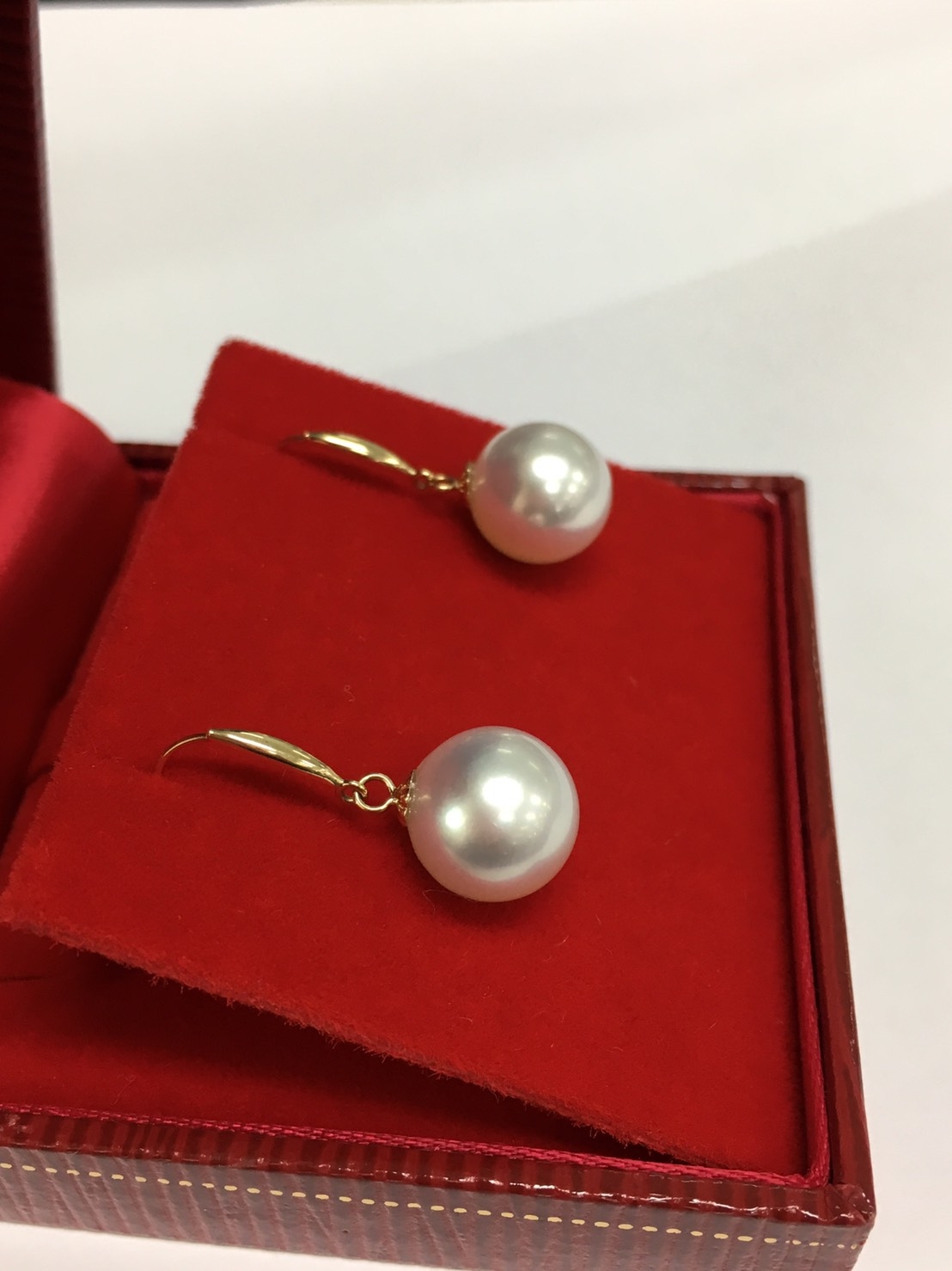 ต่างหูไข่มุก south sea 10-11 มิล สีขาว เกรด AAA ก้าน 18k