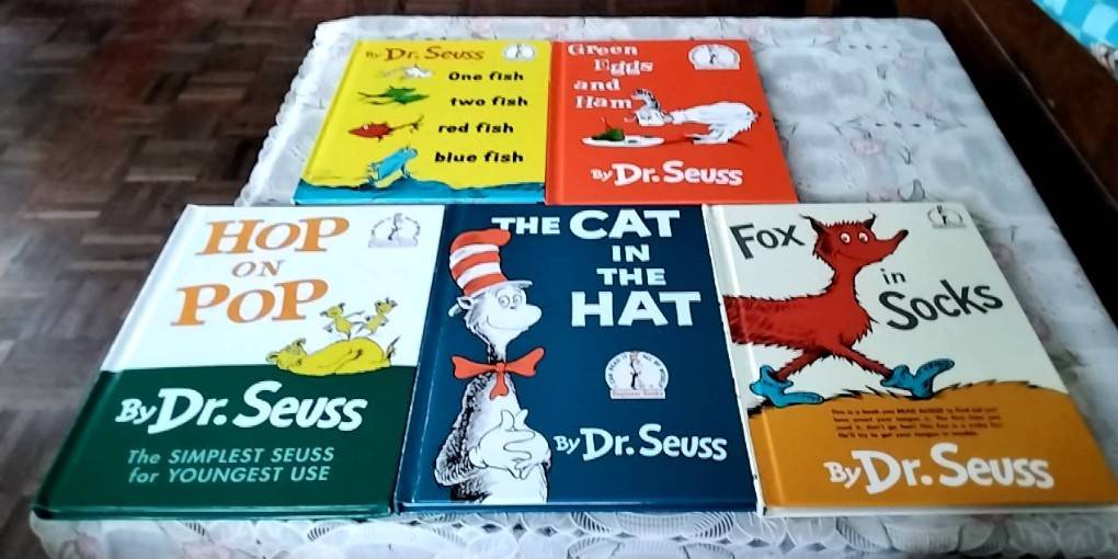 Dr. Seuss's Beginner Book Collection ( 1 กล่อง มี 5 เล่ม )