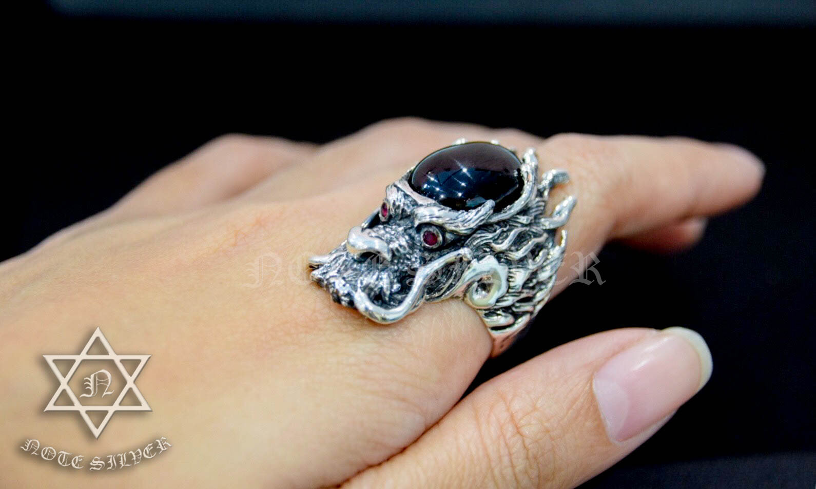แหวนเงินแท้ หัวมังกรฝังนิล Sterling Silver 925 NSRG1817