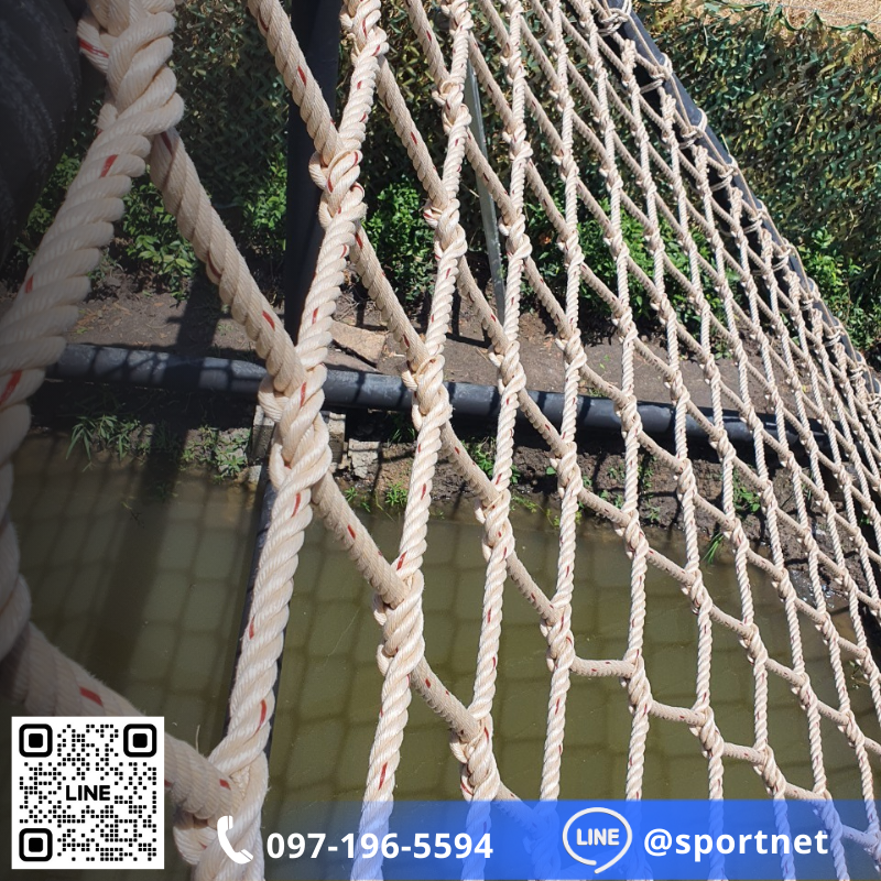 ตาข่ายปีนป่าย เชือกใยยักษ์ 18mm. 20x20cm.