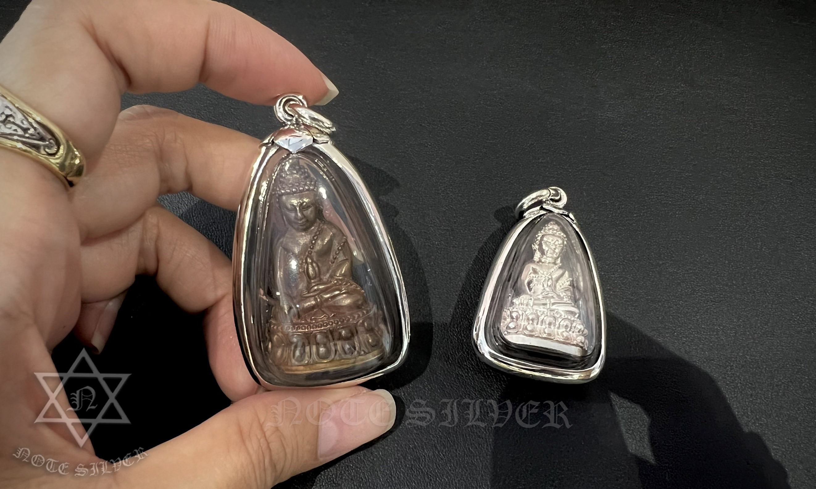 กรอบพระผ่าหวาย และพลาสติกกันน้ำ Sterling Silver 925 NSSV3005