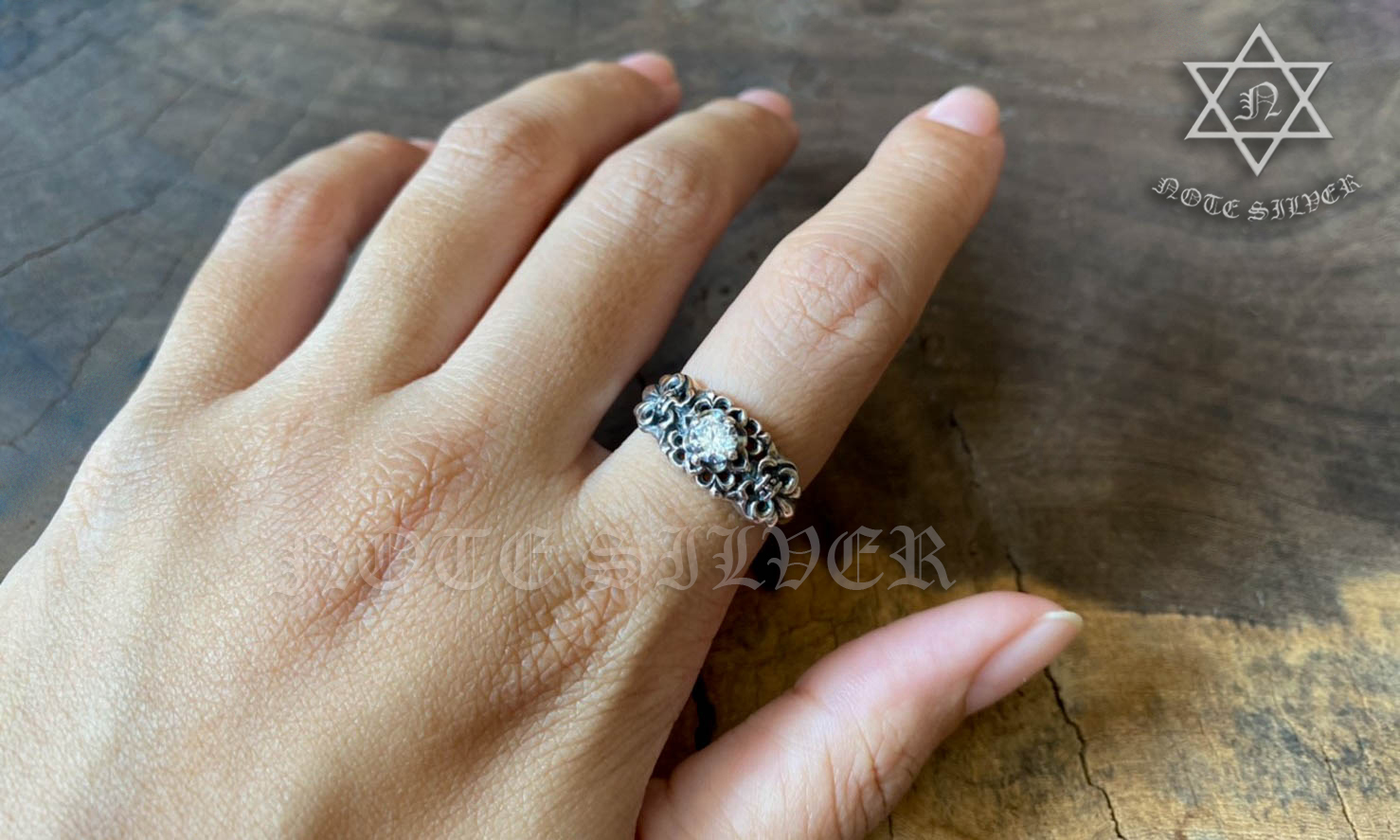 แหวนเพชรเงินแท้สไตล์กอธิค Cubic Zirconia Gothic Sterling Silver 925 NSRG2157
