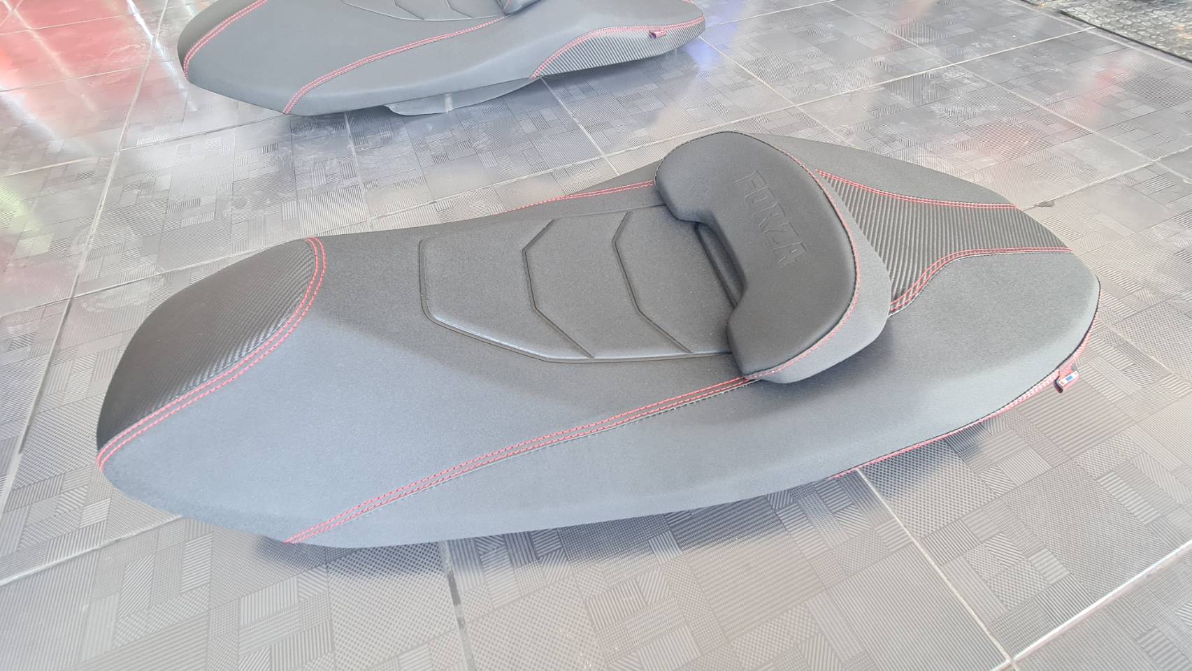 ✅เบาะทรง sport มีหมอนคาร์บอน ราคา 4500 บาท ✅เบาะทรง sport มีหมอนไม่มีคาร์บอน ราคา 4000 บาท ✅เบาะ 2 ตอน ราคา 3500 บาท ✅เบาะทรงกระดาน ราคา 3500 บาท