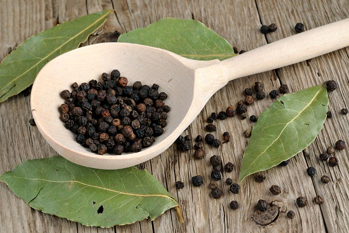 สารสกัดจากพริกไทยดำ Black Pepper Extract Plus ตรา บลูเบิร์ด ขนาด 600 มิลลิกรัม 60 แคปซูล