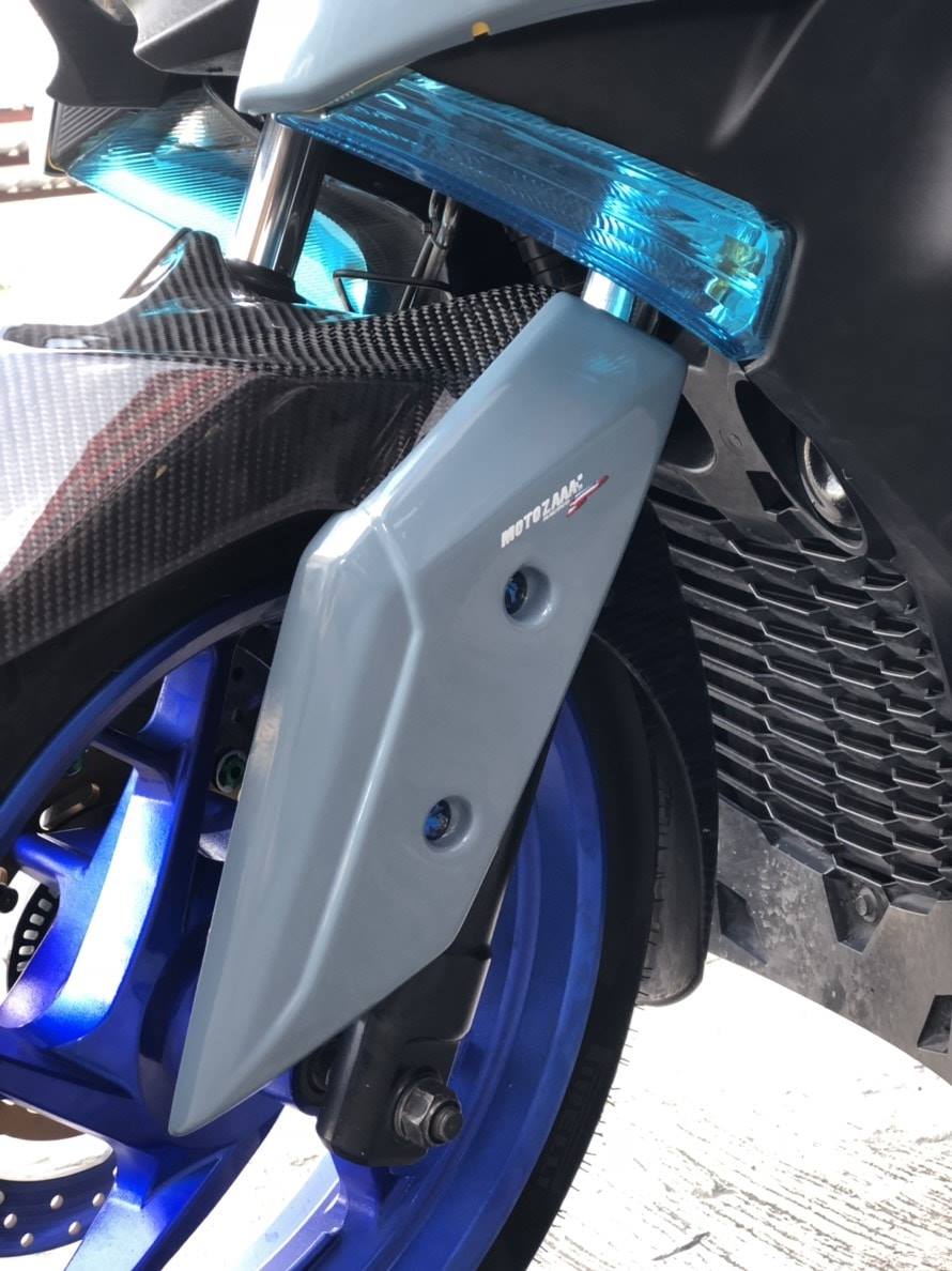 ชุดแต่ง MOTOZAA YAMAHA X-MAX 300 12ชิ้นเป็นตะแกรง ไม่มีไฟ ราคา6900