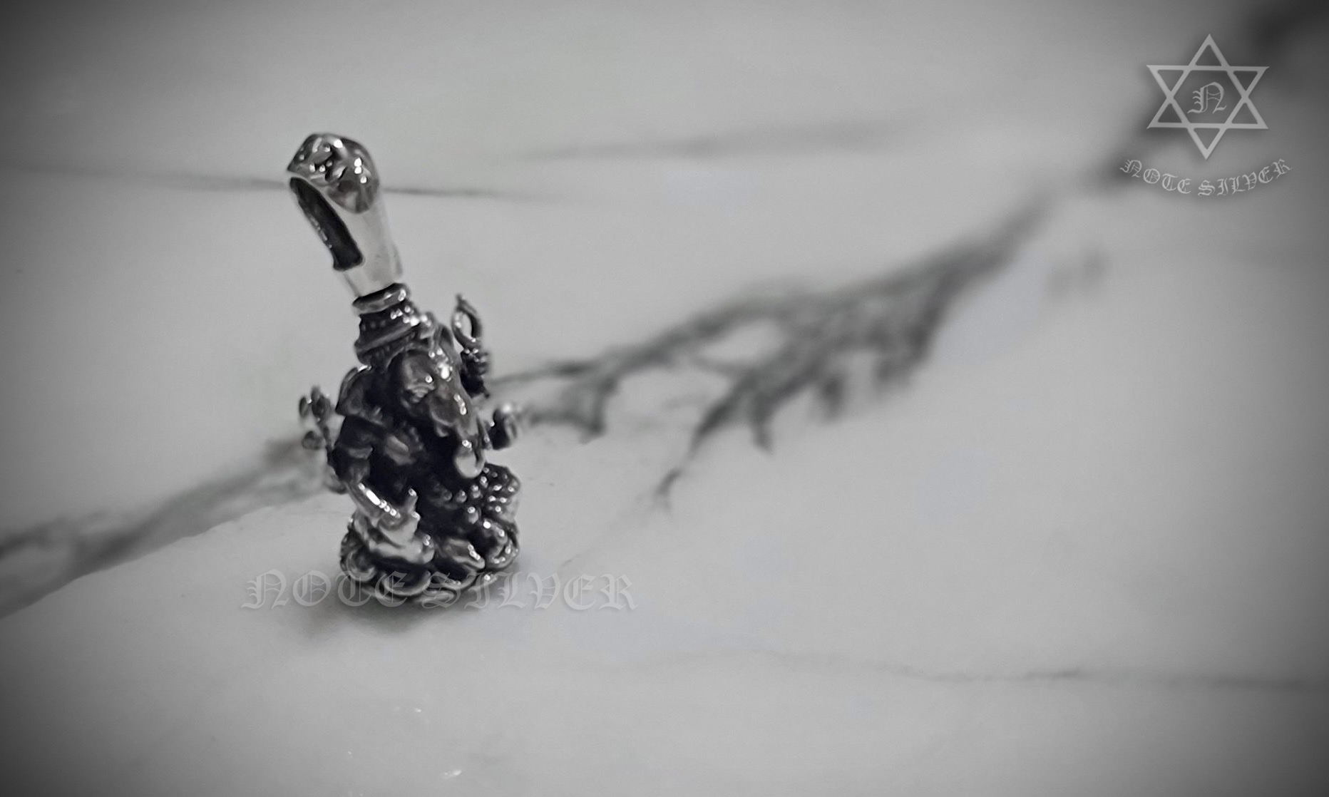 จี้เงินแท้ องค์พิฆเนศ หูหมุนได้ Sterling Silver 925 NSPD2369