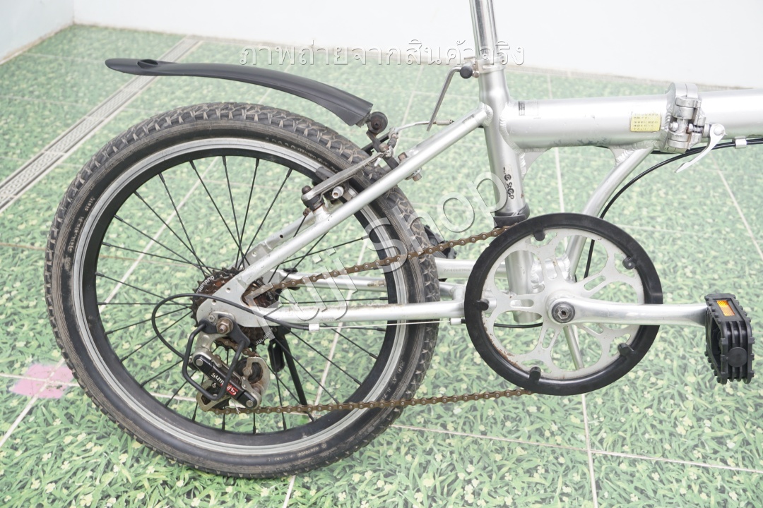 จักรยานพับได้ญี่ปุ่น - ล้อ 20 นิ้ว - มีเกียร์- อลูมิเนียม - สีเงิน [จักรยานมือสอง]