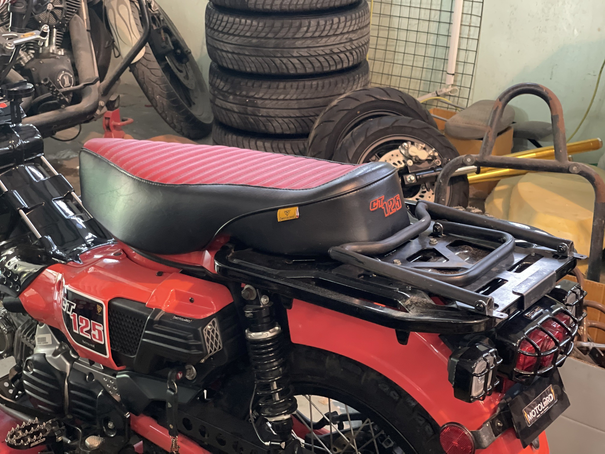 เบาะยาว MOTOZAAA CT125 มี4สี ราคา3850