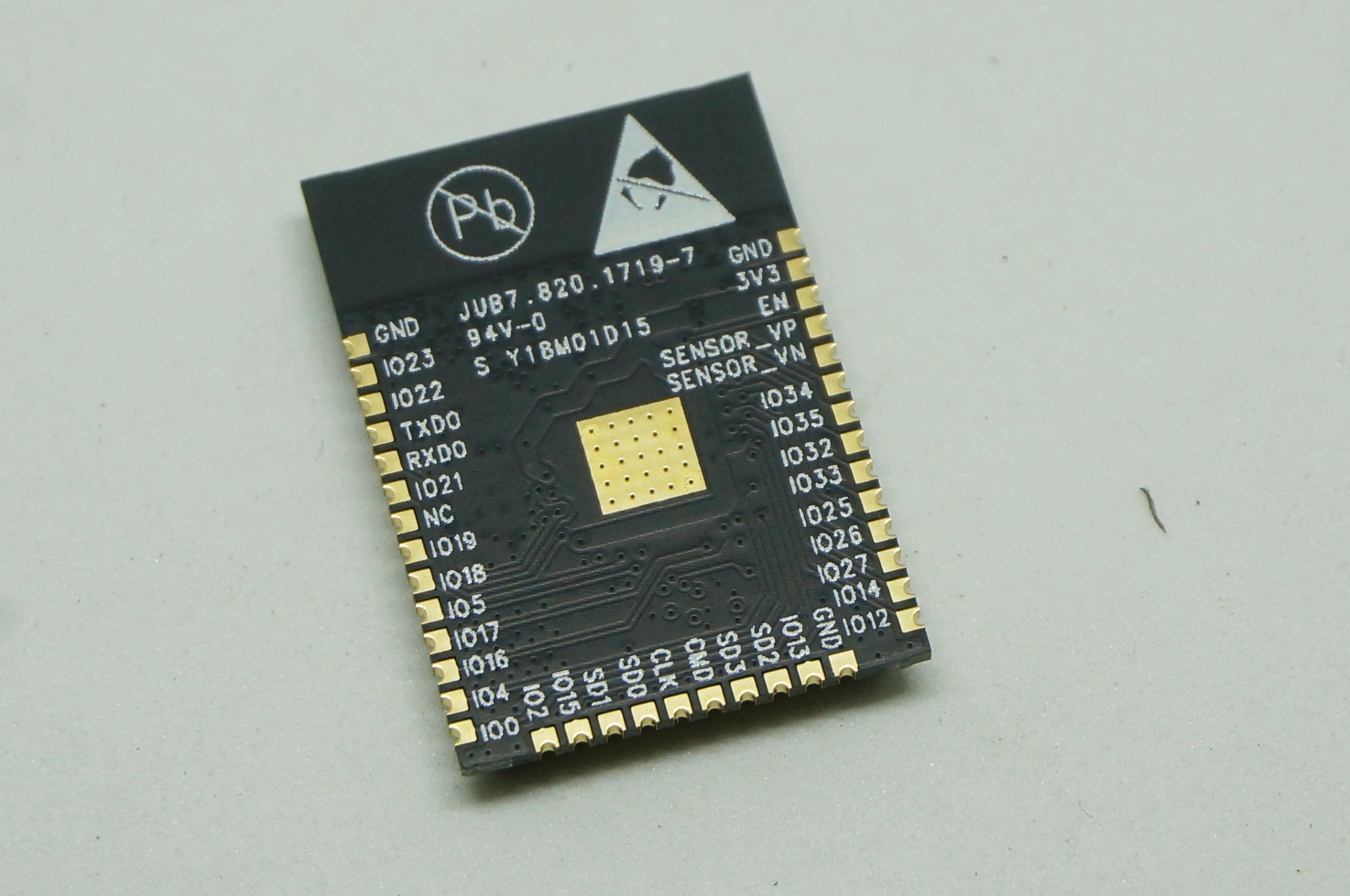 ESP32 bluetooth and WIFI chip