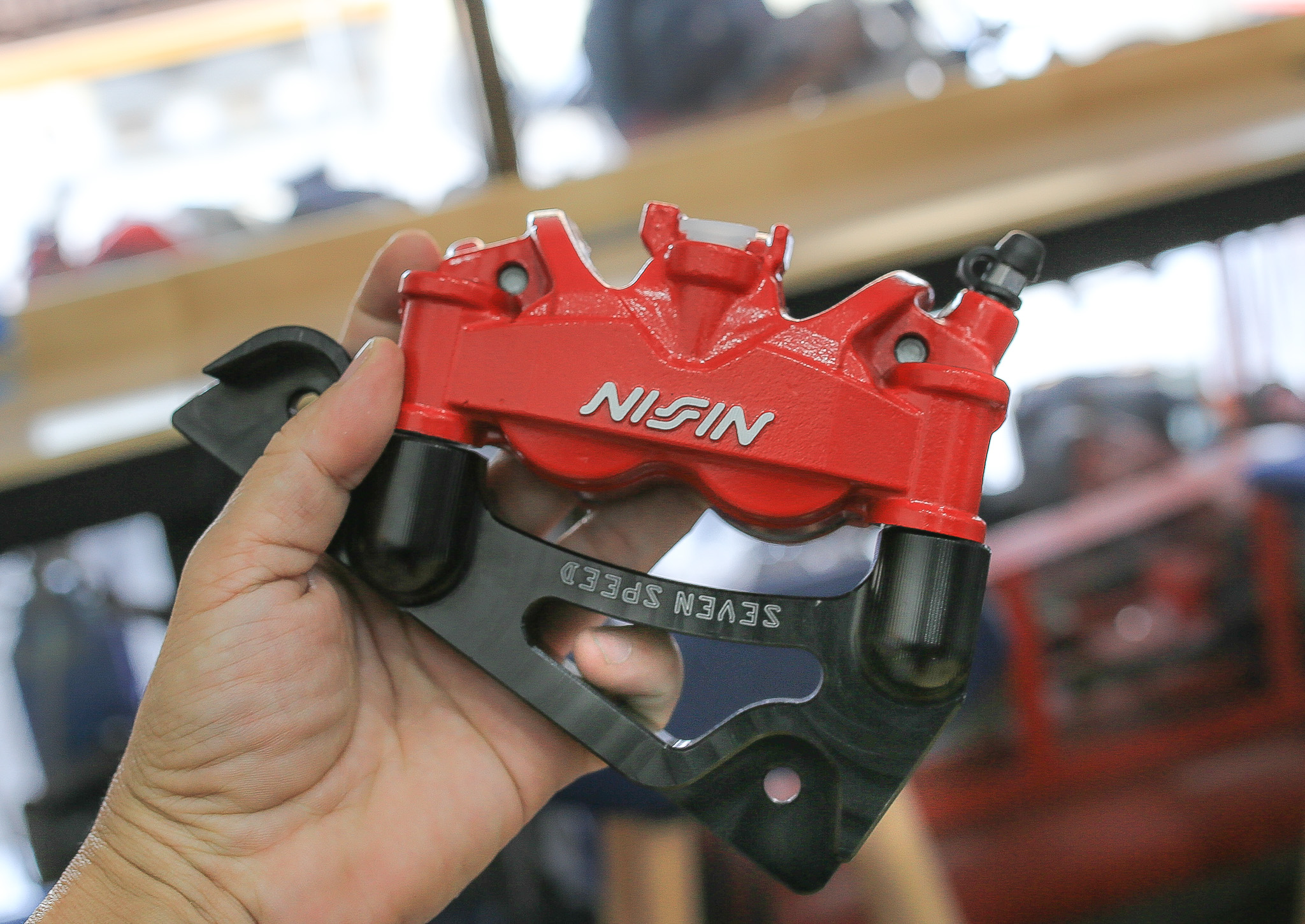 ขาปั้ม AEROX จาน 230-267 mm ปั้ม NISSIN 4 POT 100 มิล KAMUI ราคา1500