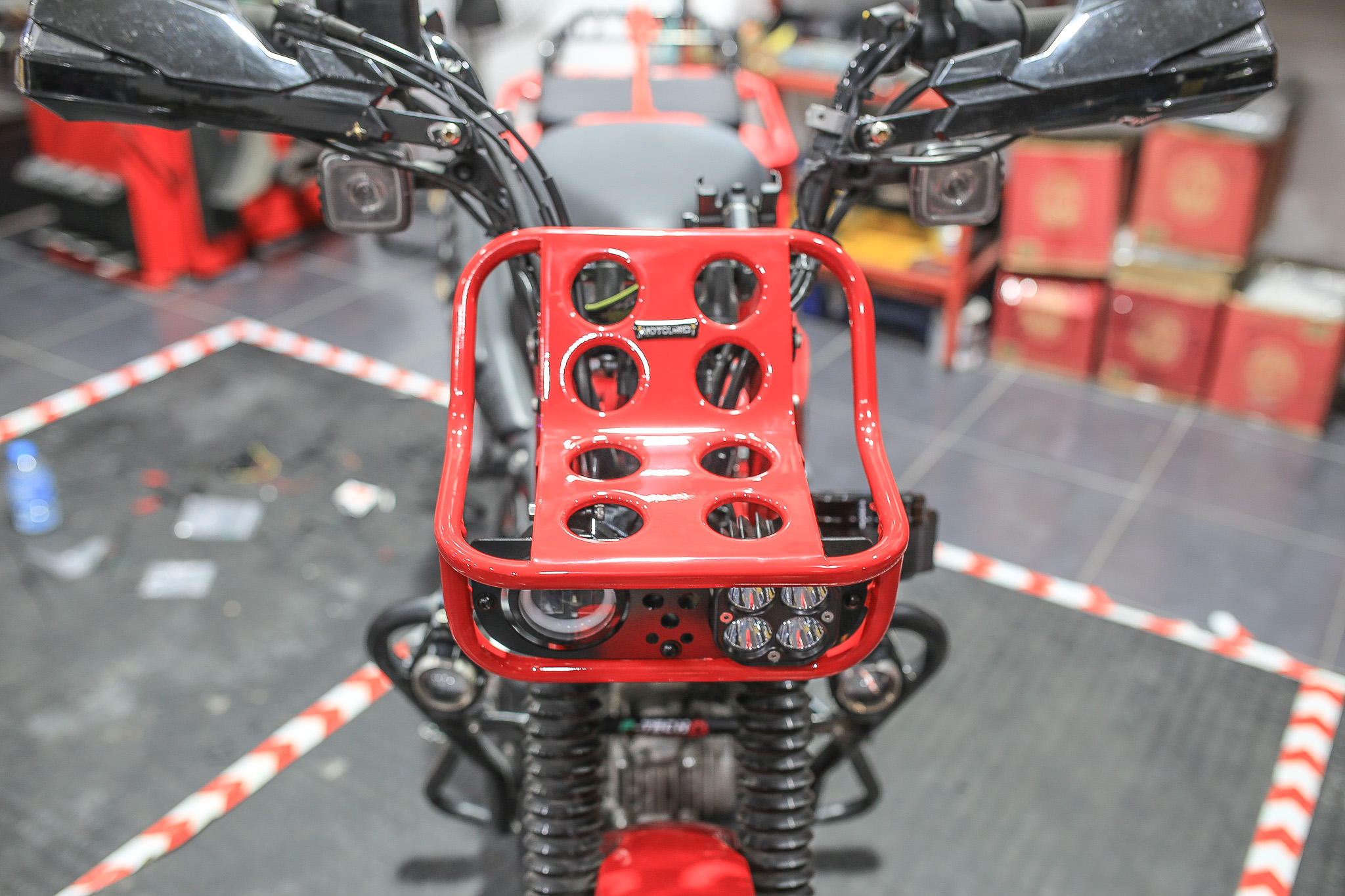 ไฟหน้าCT125 Motolord ไฟกลม+เหลี่ยม 6100฿