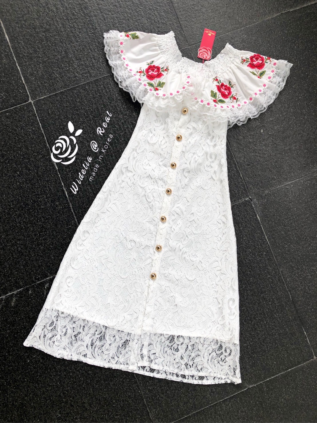 Vintage Dress เดรสปาดไหล่แสนสวย (ขาว)