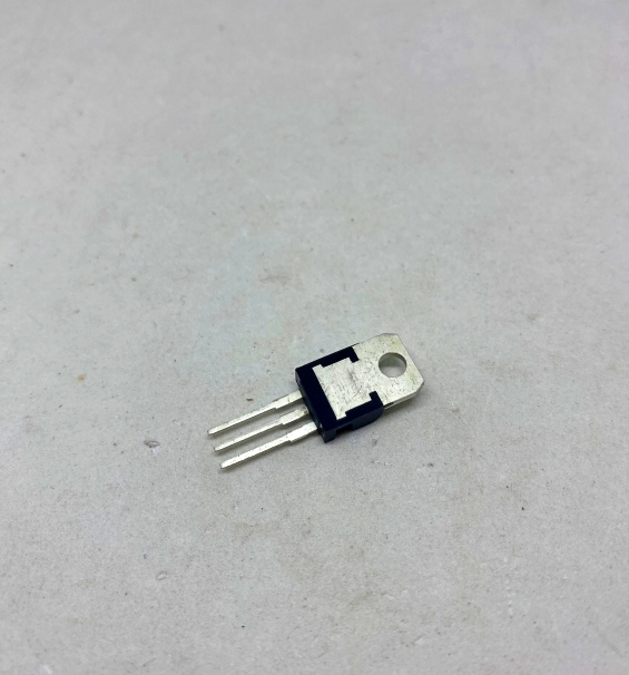 LM317 adjustable linear voltage regulator