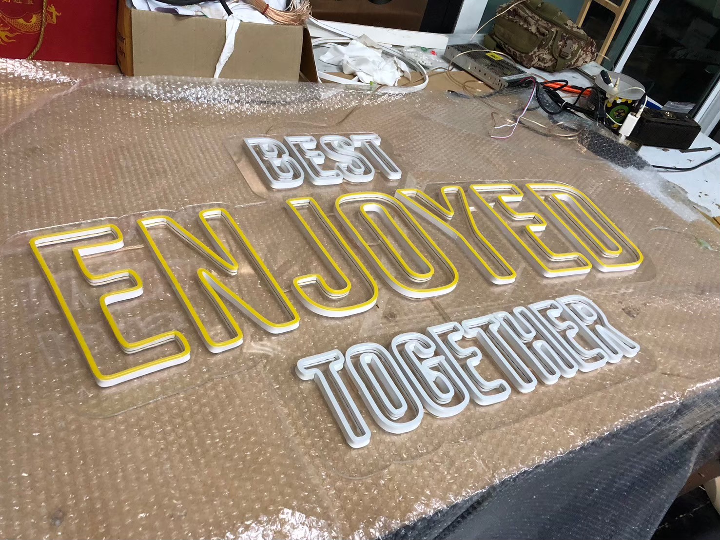 ป้ายไฟดัด BEST ENJOYED TOGETHER