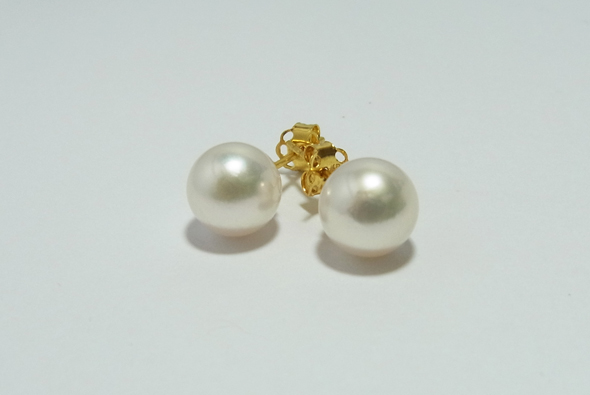 ต่างหูไข่มุกอะโกย่าญี่ปุ่นแท้ 8-8.5 มิล กลม ก้านทอง 14k AAA