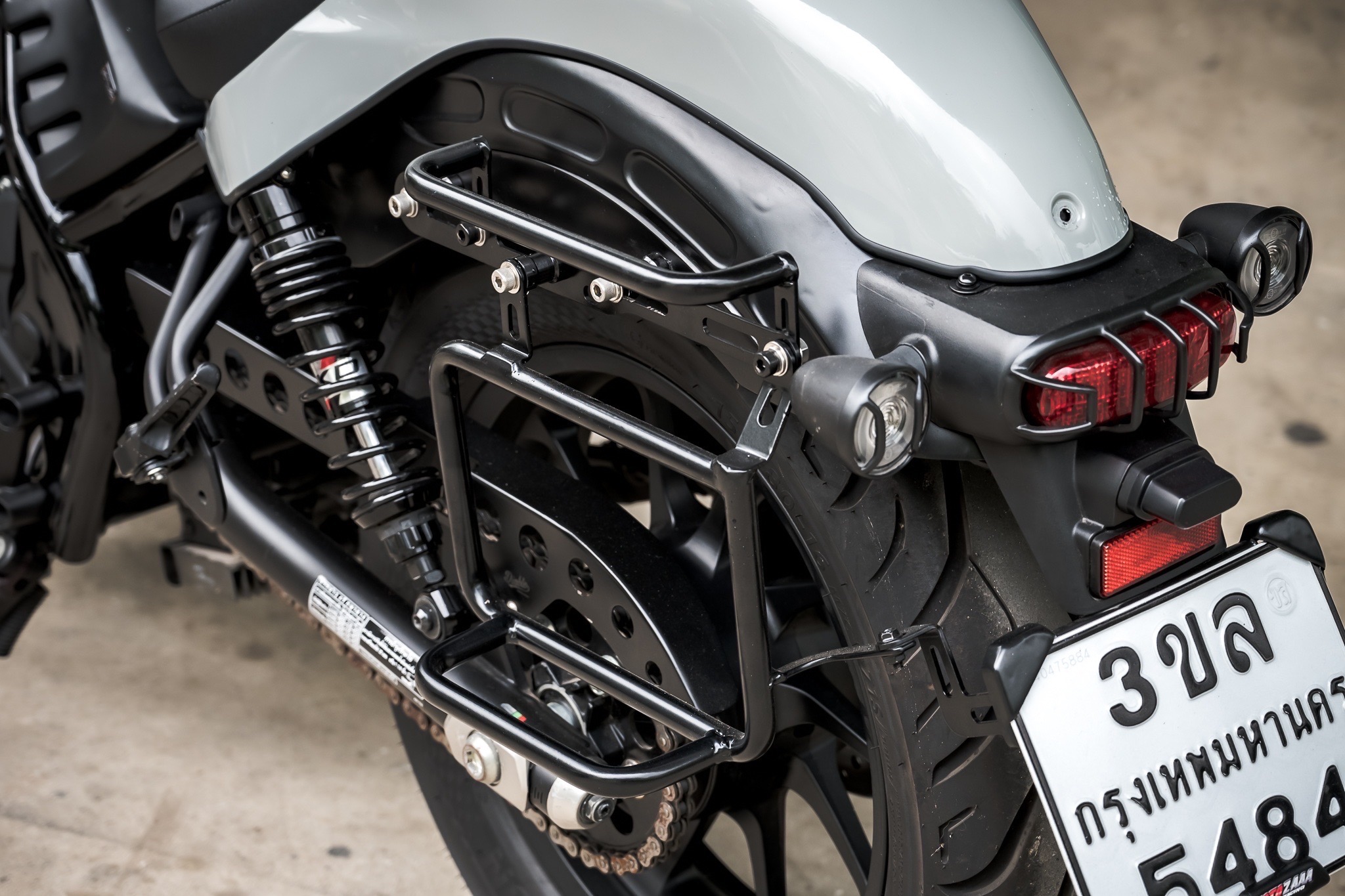 ตัวยึดกระเป๋าข้าง เหล็ก MOTOLORD rebel300/500 ราคา2990