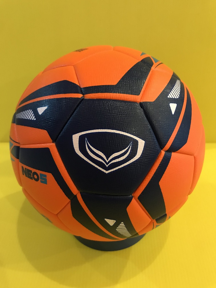 (ของแท้100%) ฟุตซอล ลูกฟุตซอล futsal Grand Sport รุ่น NEO5 หนังสังเคราะห์(Synthetic composite) hybrid plus เบอร์ 3.7 มาตรฐานใช้แข่งขัน