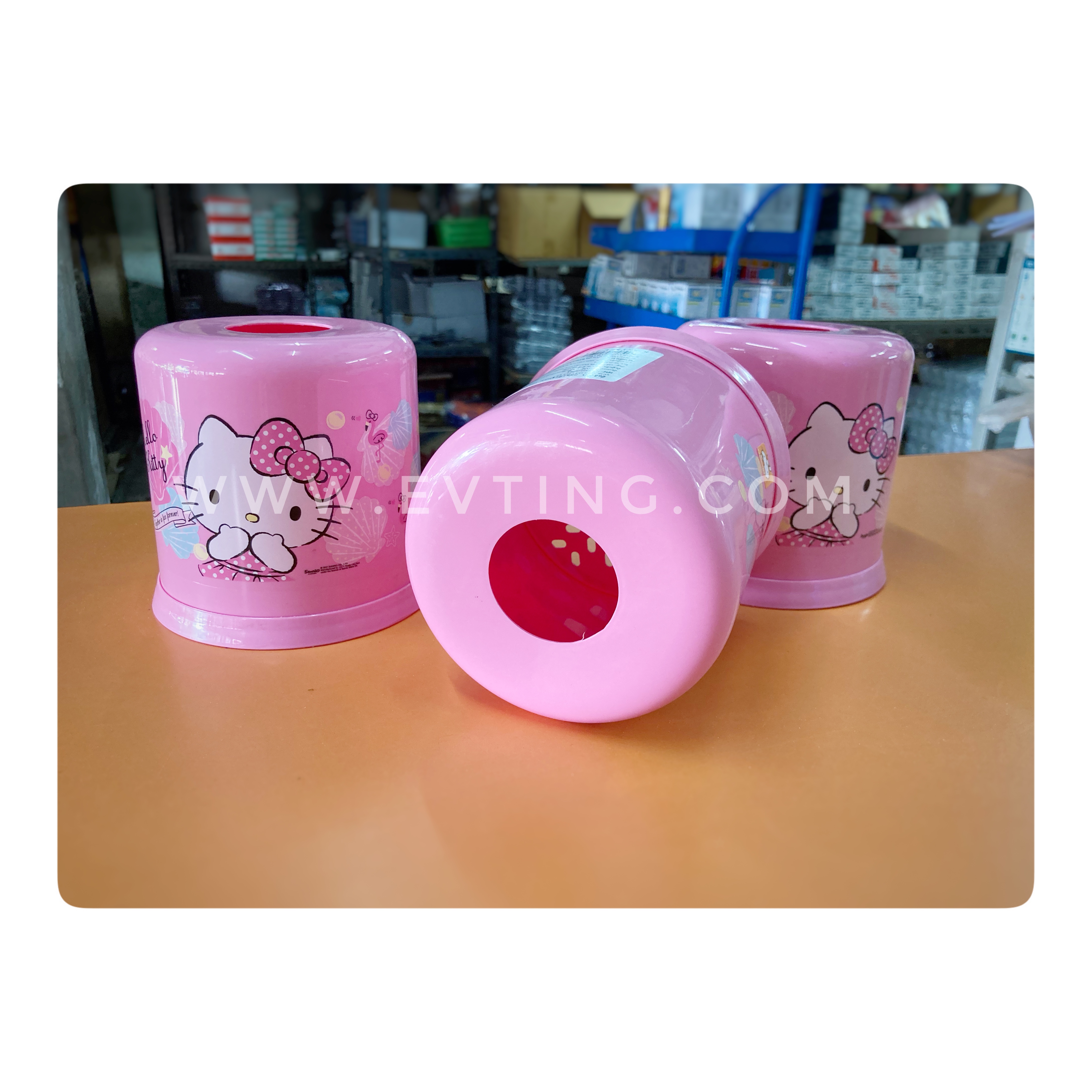 1615KT กล่องทิชชูกลม No.1615 ลายคิตตี้ชมพู(JCP) kitty