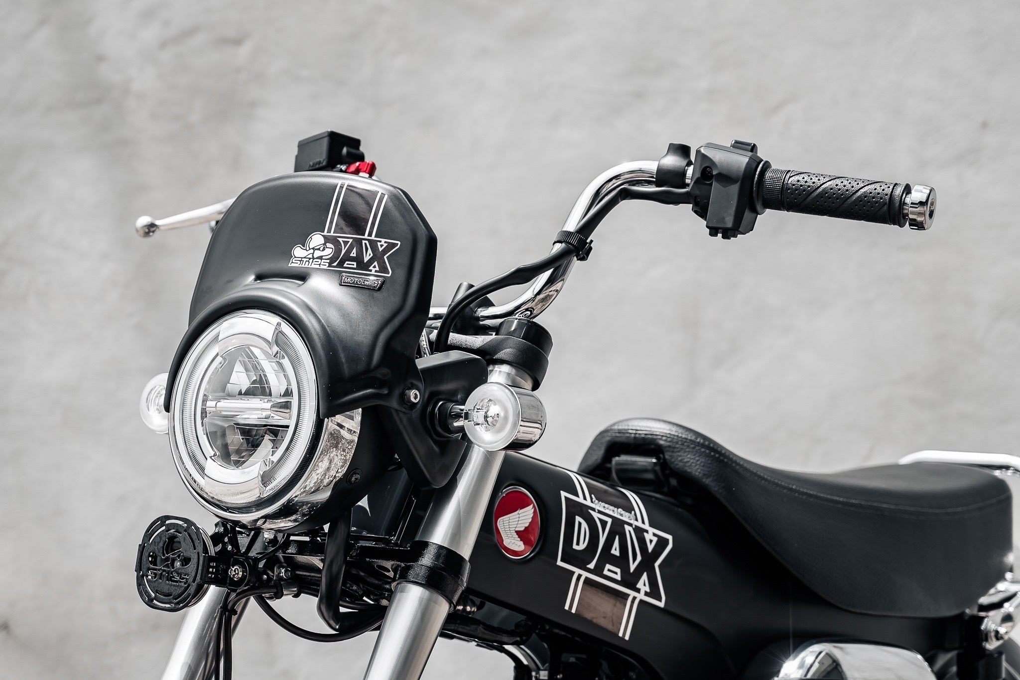 DAX 125 หมาดำ