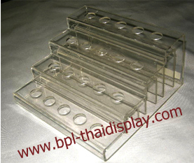 Tray วางลิปสติกแบบ ขั้นบันได มี 4 ชั้น.. เจาะช่องไดคัดให้พอดีกับตัวสินค้าได้ค่ะ