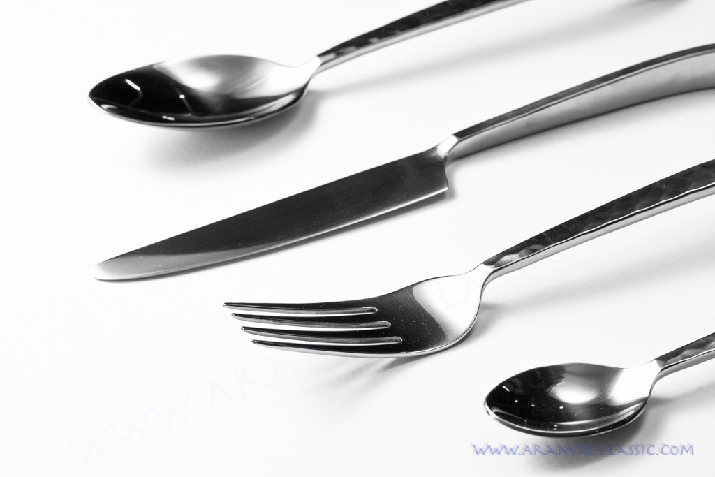 ช้อนส้อมมีด Carmillian