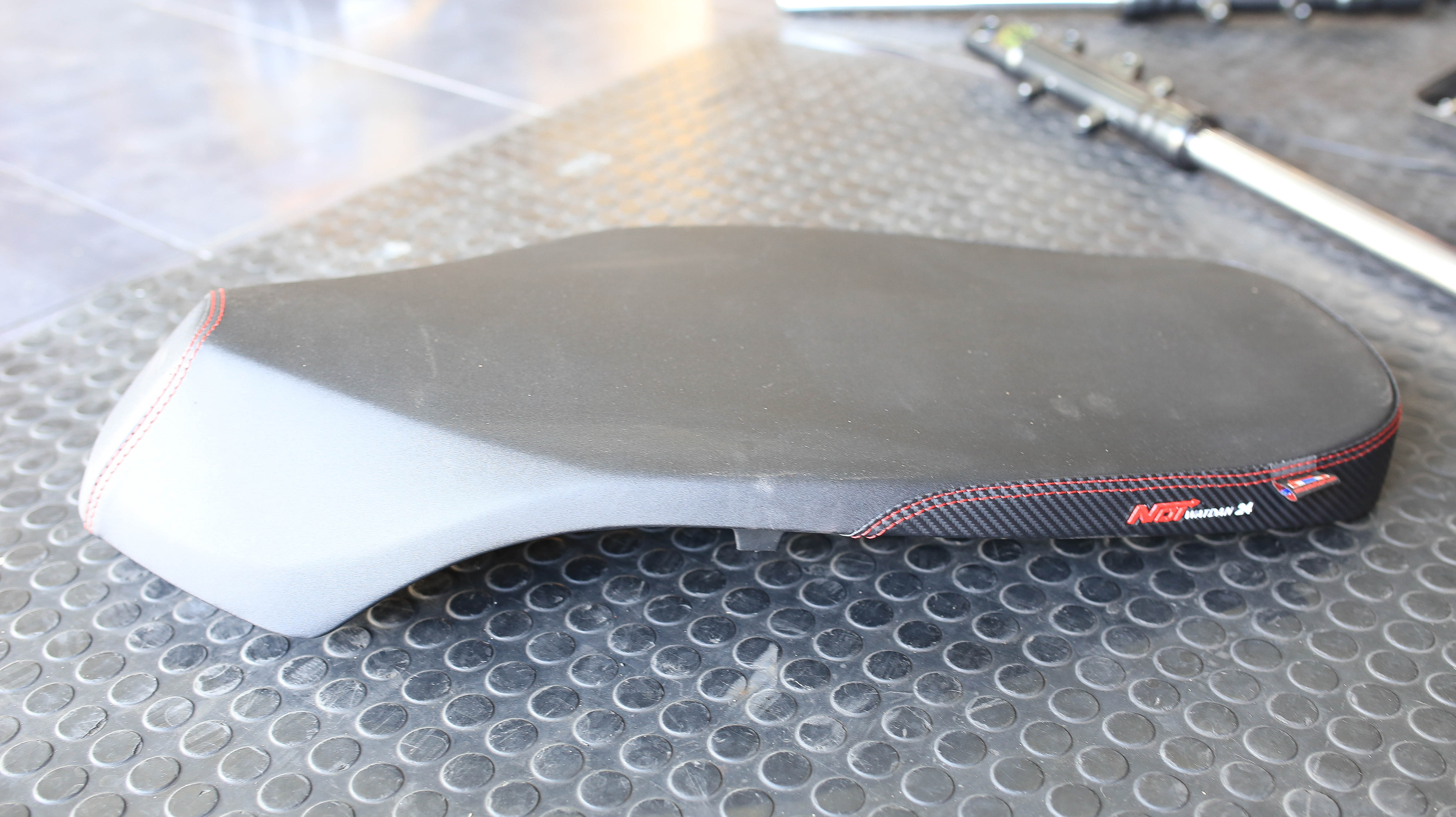 เบาะ Honda Giorno+ โครงเทียมตรงรุ่นเบาะทรงกระดาน หน่อยวัดด่าน ราคาขายขาด1000มีด้าย