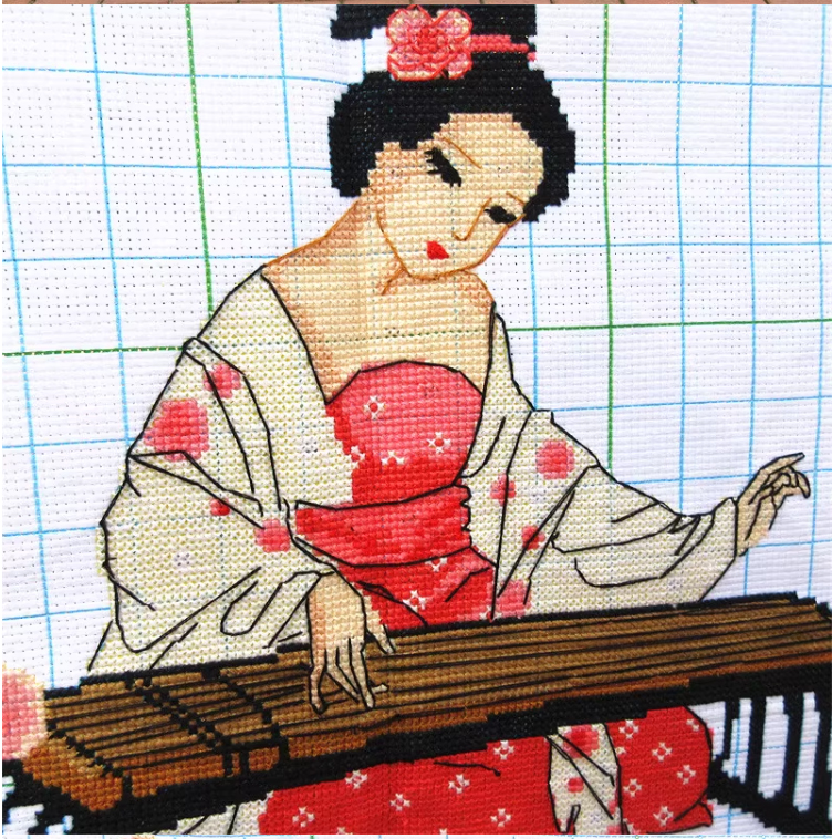 lady-1053 *พร้อมส่ง* ชุดปักครอสติช ลายสาวงามกับกู่เจิง (ปักครั้งละ 3 เส้นเล็ก) ขนาด 91*42 ซม. ผ้าครอสติช 11CTพิมพ์ลายปักบนผ้า ไหมคอตตอน 33 สี ผังลาย เข็ม