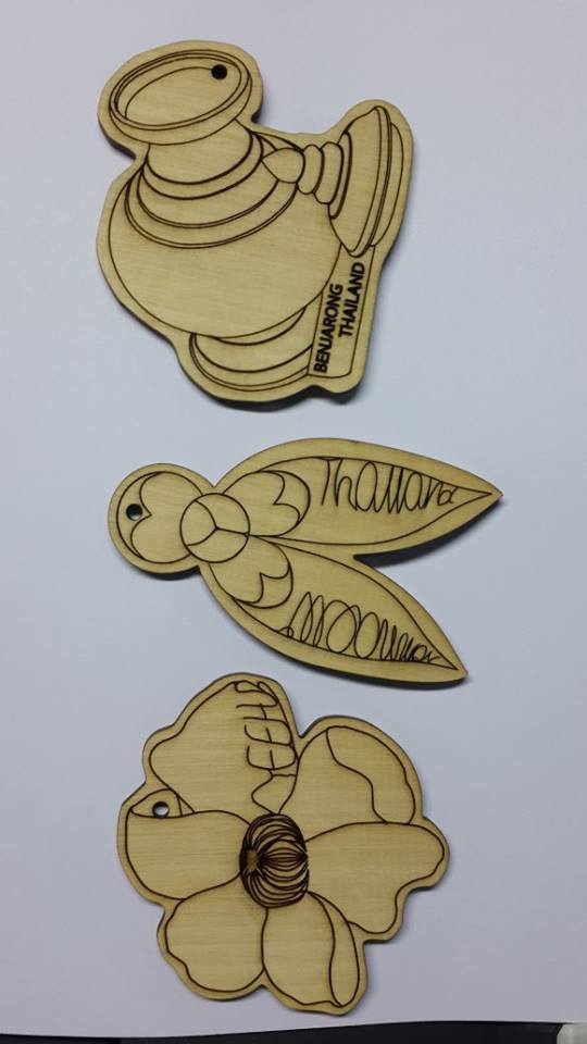 งานตัดเลเซอร์ เป็นตัวเลข หรือตัวอักษรในรูปแบบต่าง ๆ ให้ความเนียนสวย คมชัด