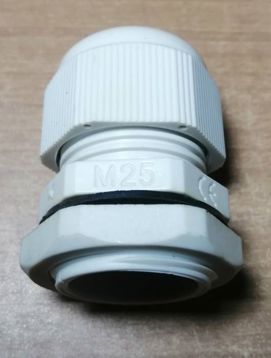 เคเบิ้ลแกลนพลาสติก CG-M25-W,OD.12-15mm.IP68