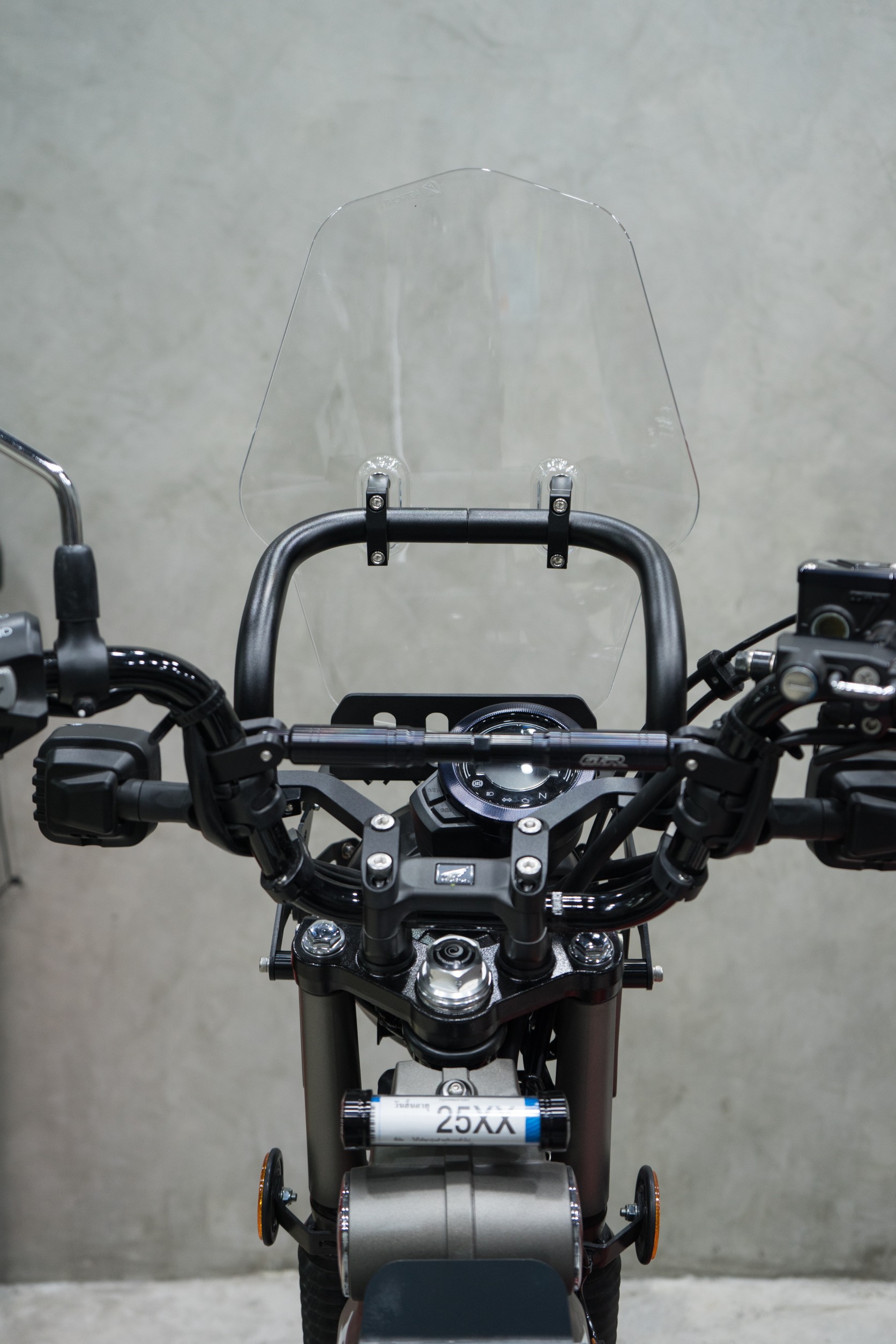 D2/ บังไมล์-ชิลล์หน้า+ขายึดตุ๊กตาแฮนด์ SPEEDY ST-125Dax/Monkey-125/CT-125