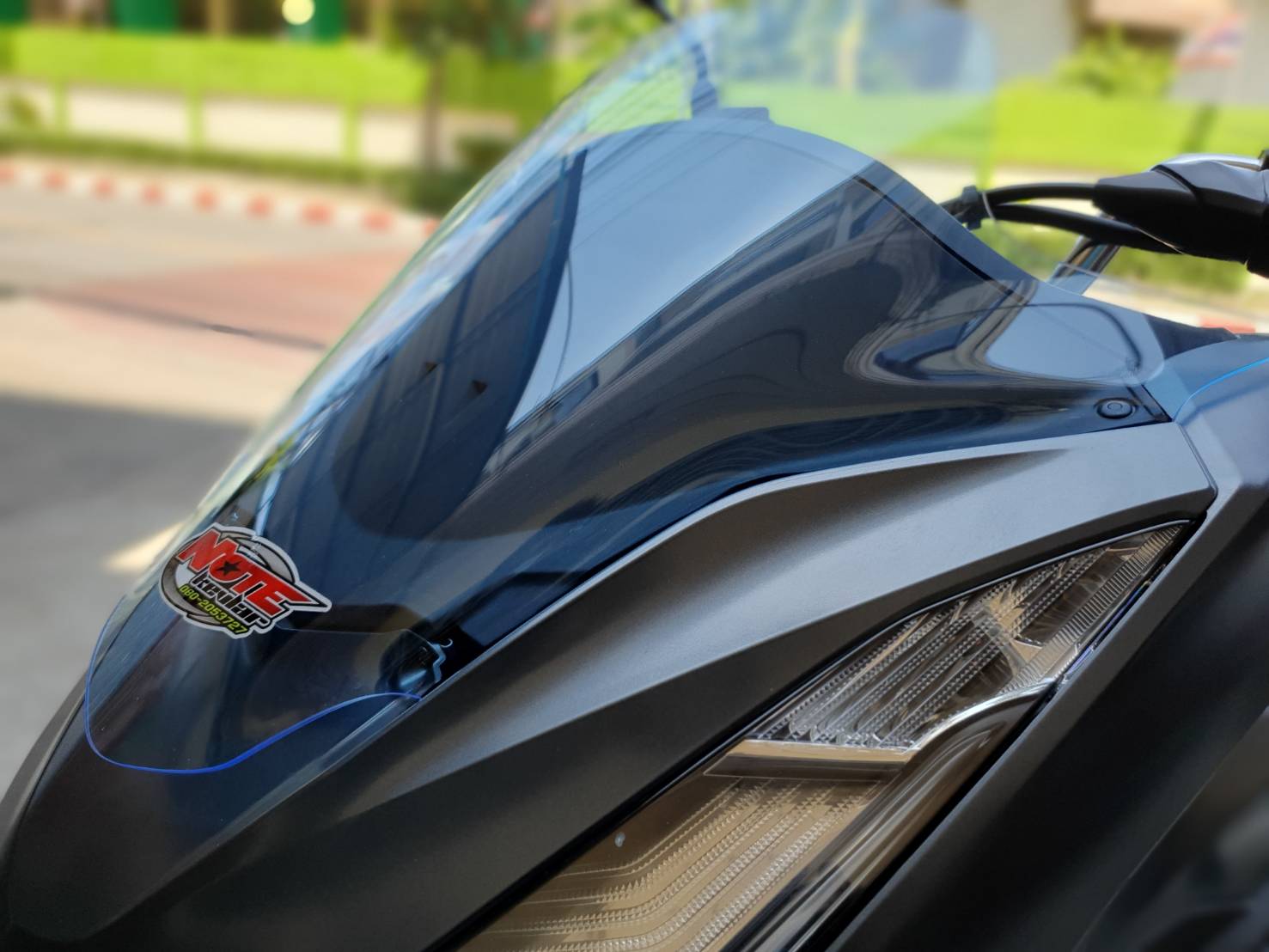 ชิวหน้าPCX 160 ฟ้า ใส ชา หนา3มิล ราคา490