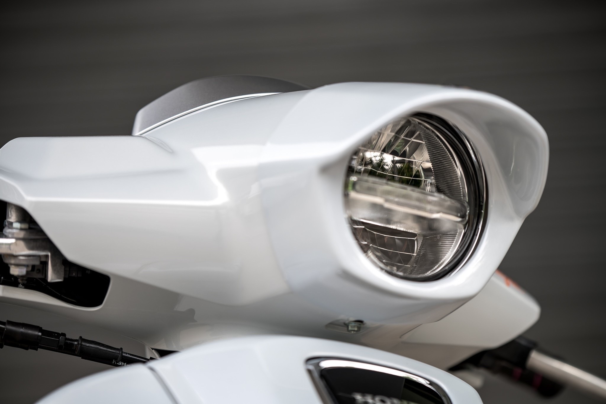 ครอบไฟหน้า(แก็ปไฟหน้า) 1100฿ ( สีบรอนซ์ , สีดำด้าน ) ASURA