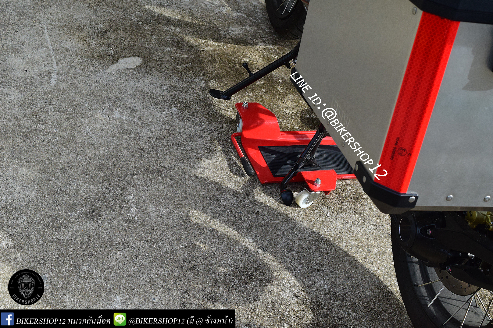สแตน เคลื่อนย้าย มอเตอร์ไซด์ BIGBIKE สีแดง