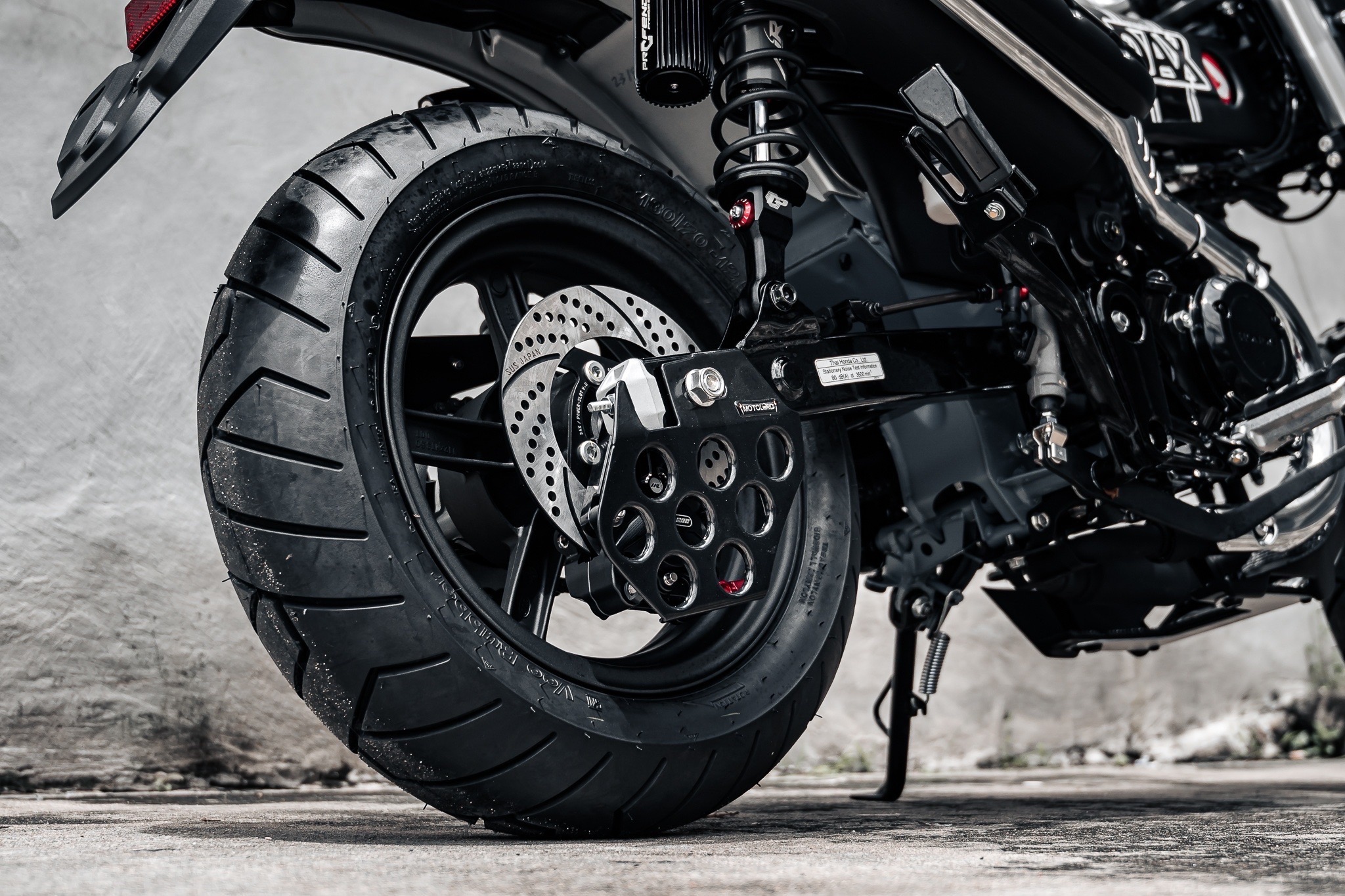 DAX 125 หมาดำ