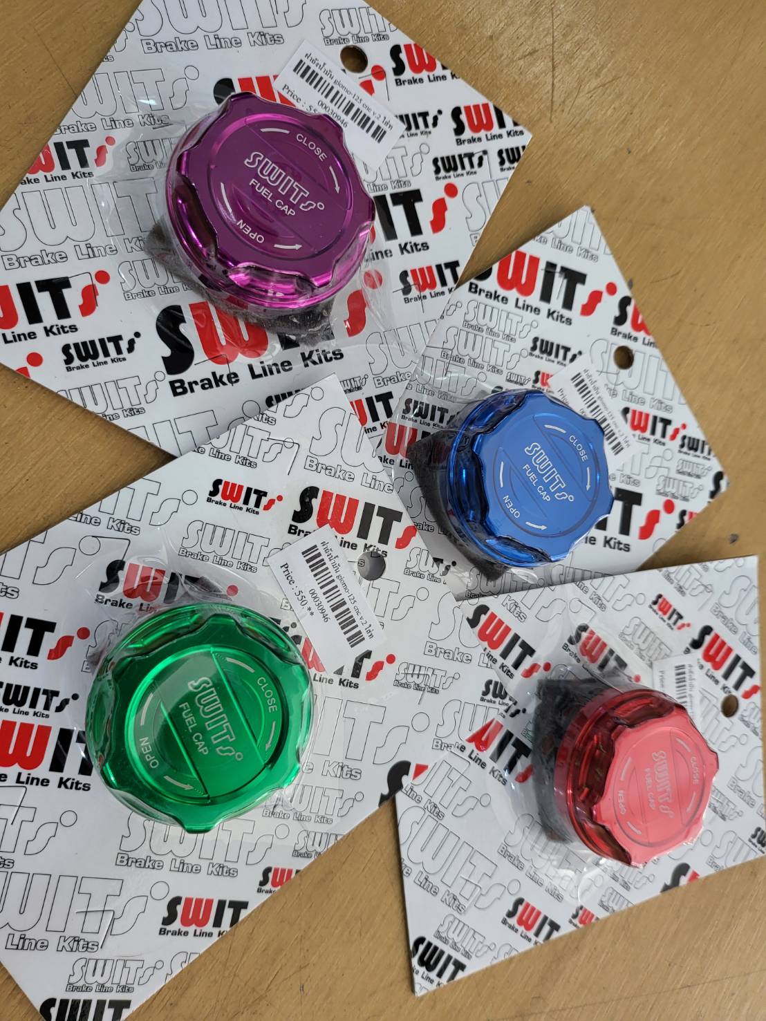 ฝาถังน้ำมัน SWITS ใส่ทุกรุ่น สี แดง น้ำเงืน ม่วง เขียว