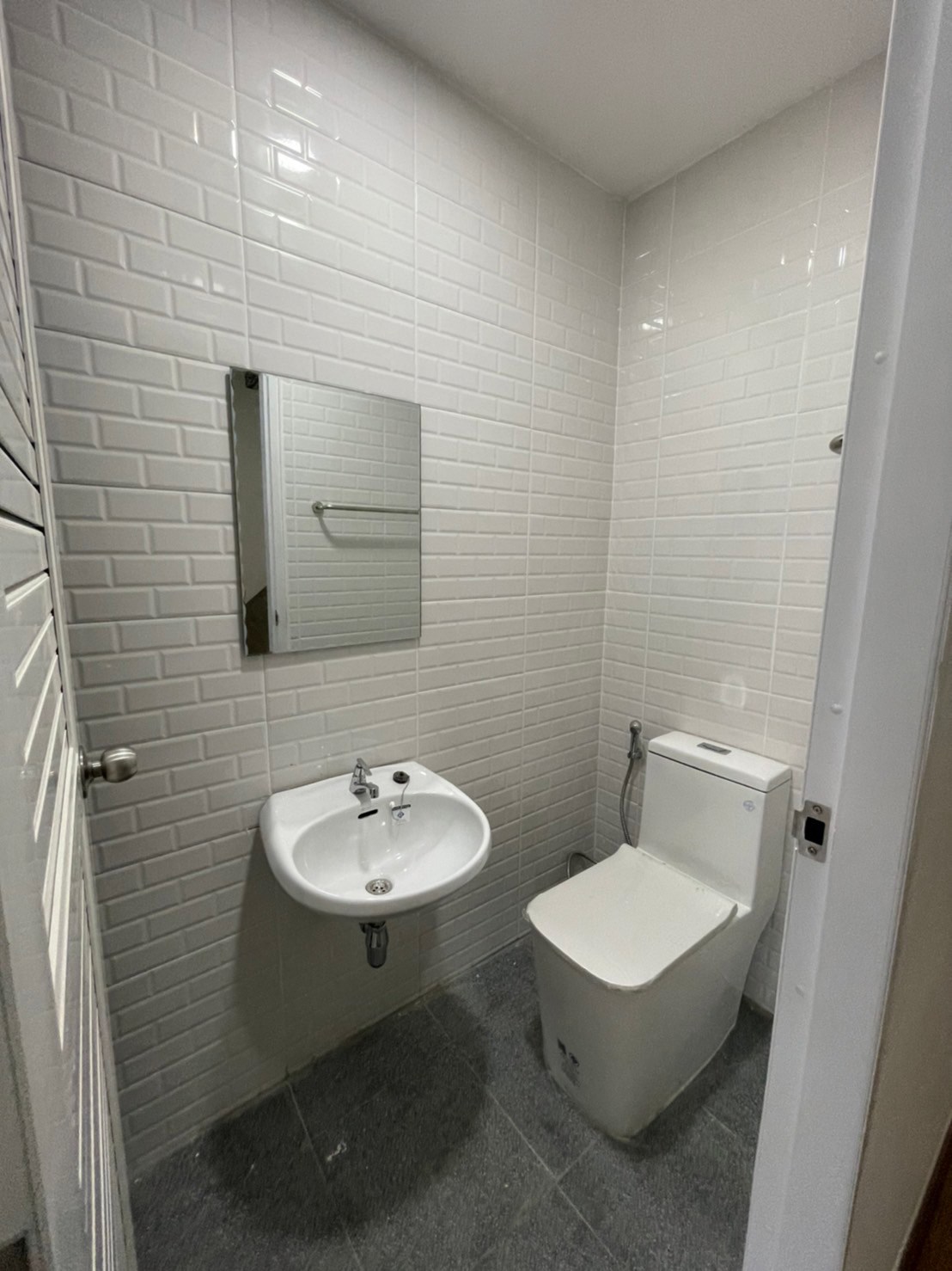 ขายอาคารพานิชลำลูกกา คลอง 4